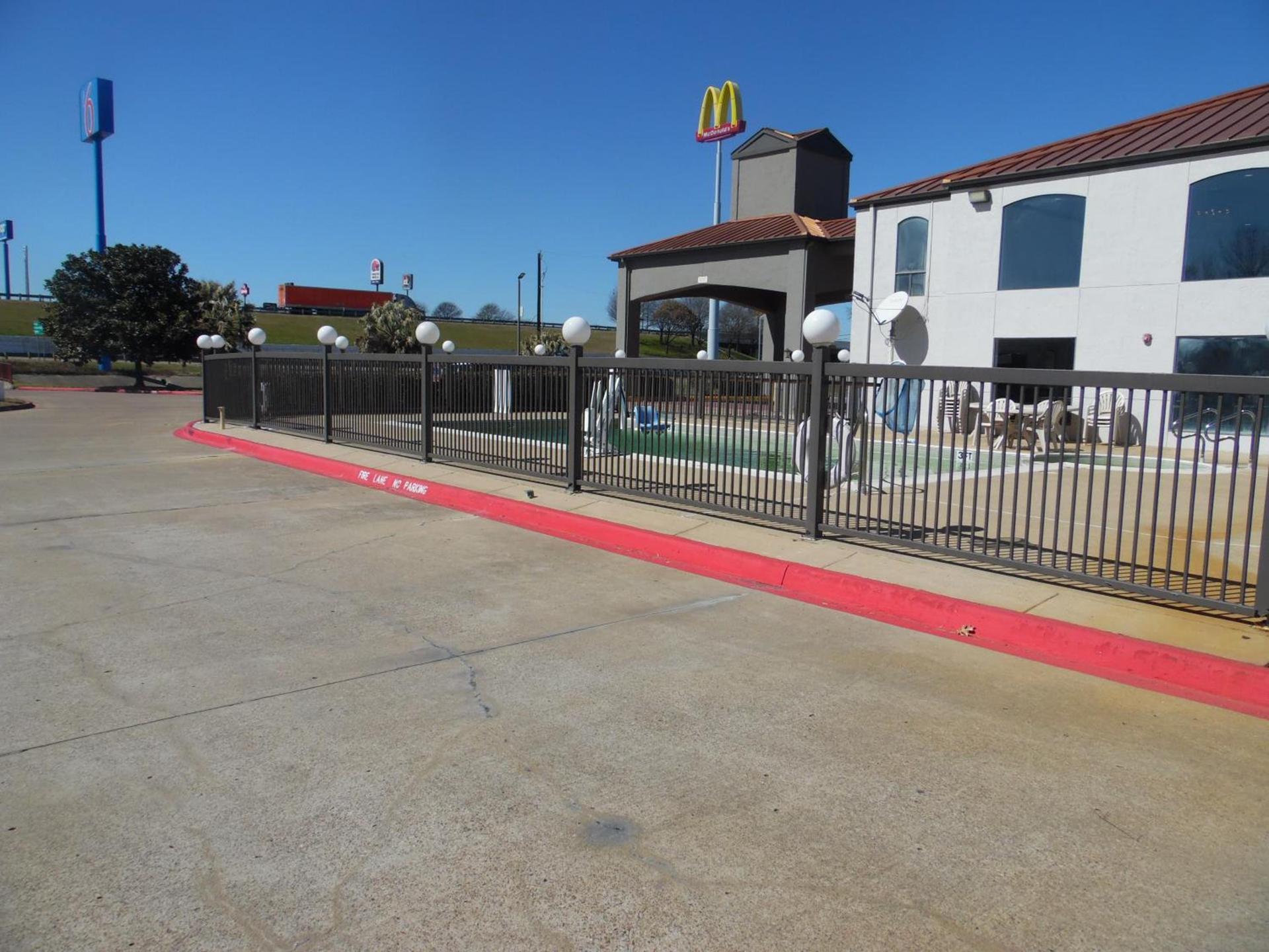 Motel 6-Ennis, TX photo 31