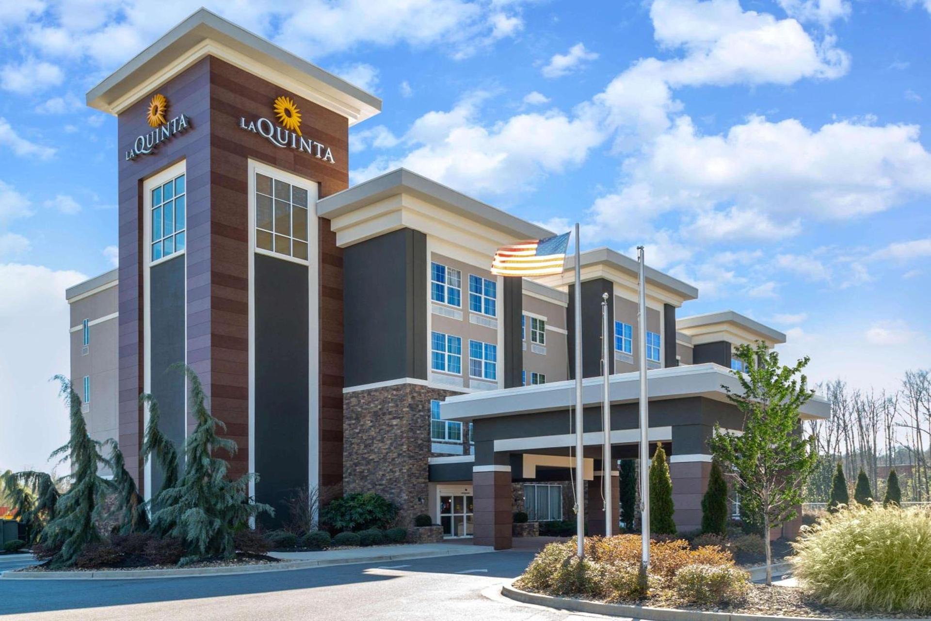 La Quinta by Wyndham Forsyth photo 4