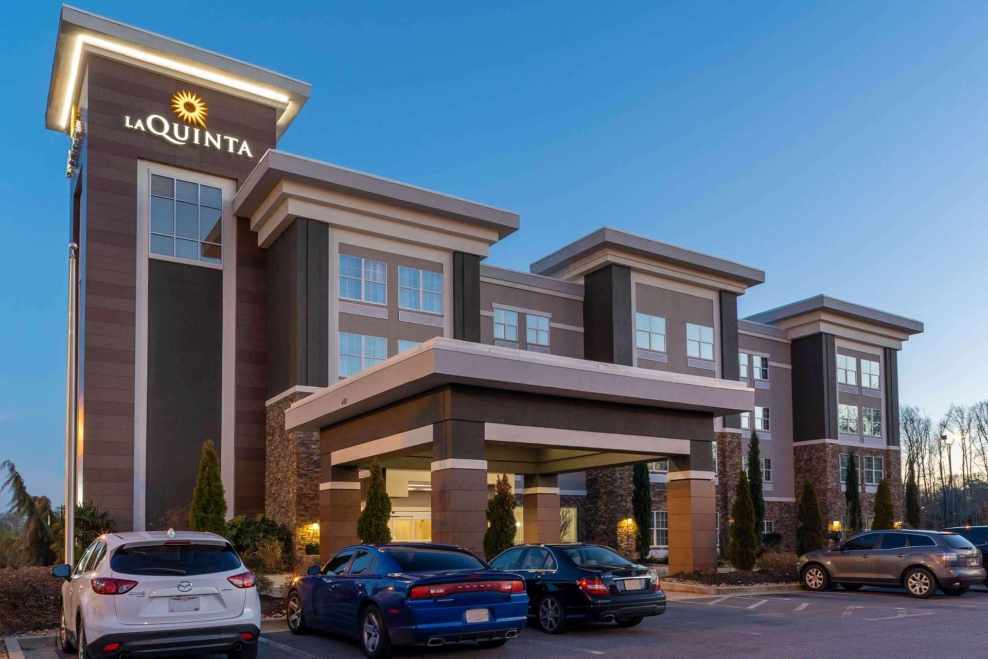 La Quinta by Wyndham Forsyth photo 5