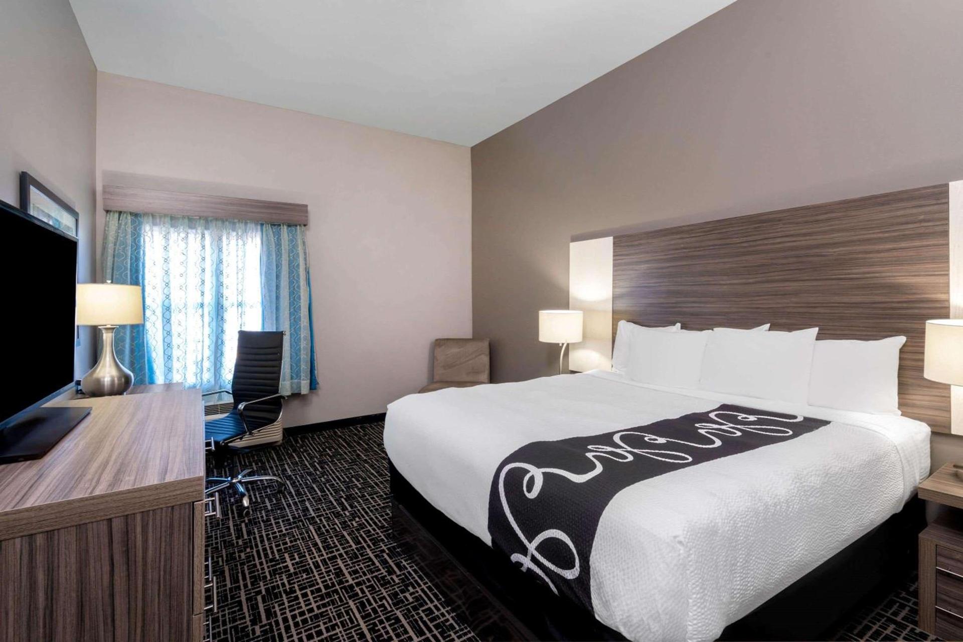 La Quinta by Wyndham Forsyth photo 14