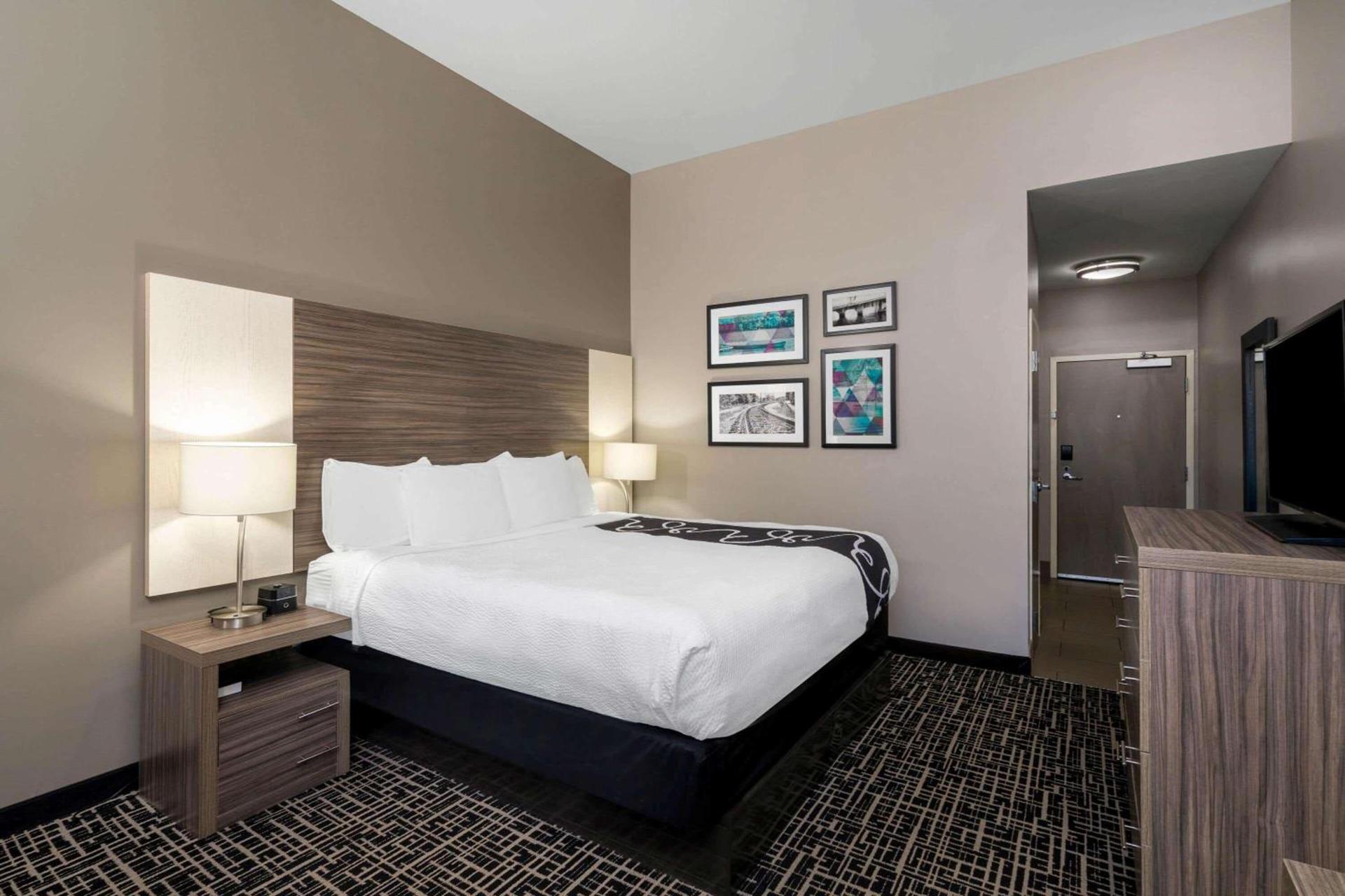 La Quinta by Wyndham Forsyth photo 15