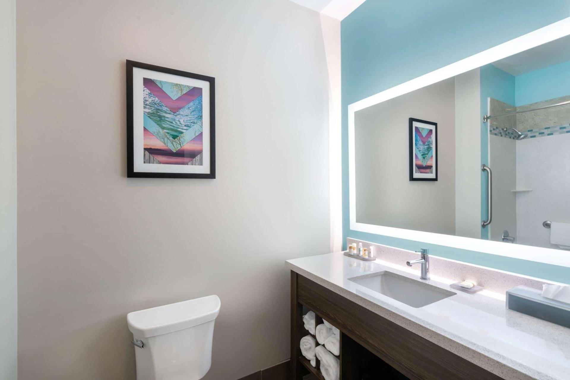 La Quinta by Wyndham Forsyth photo 16
