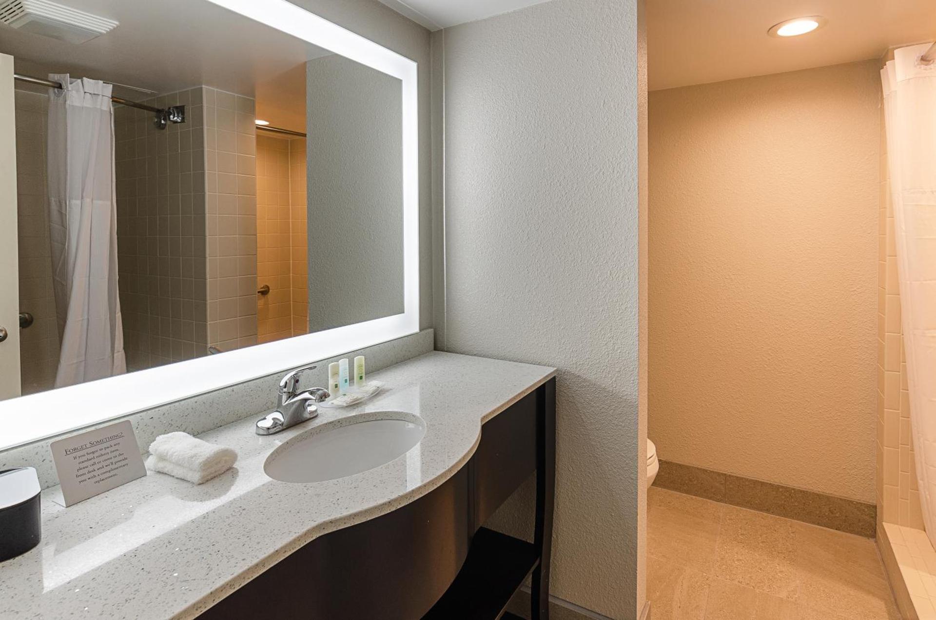 Quality Inn Tanglewood photo 37