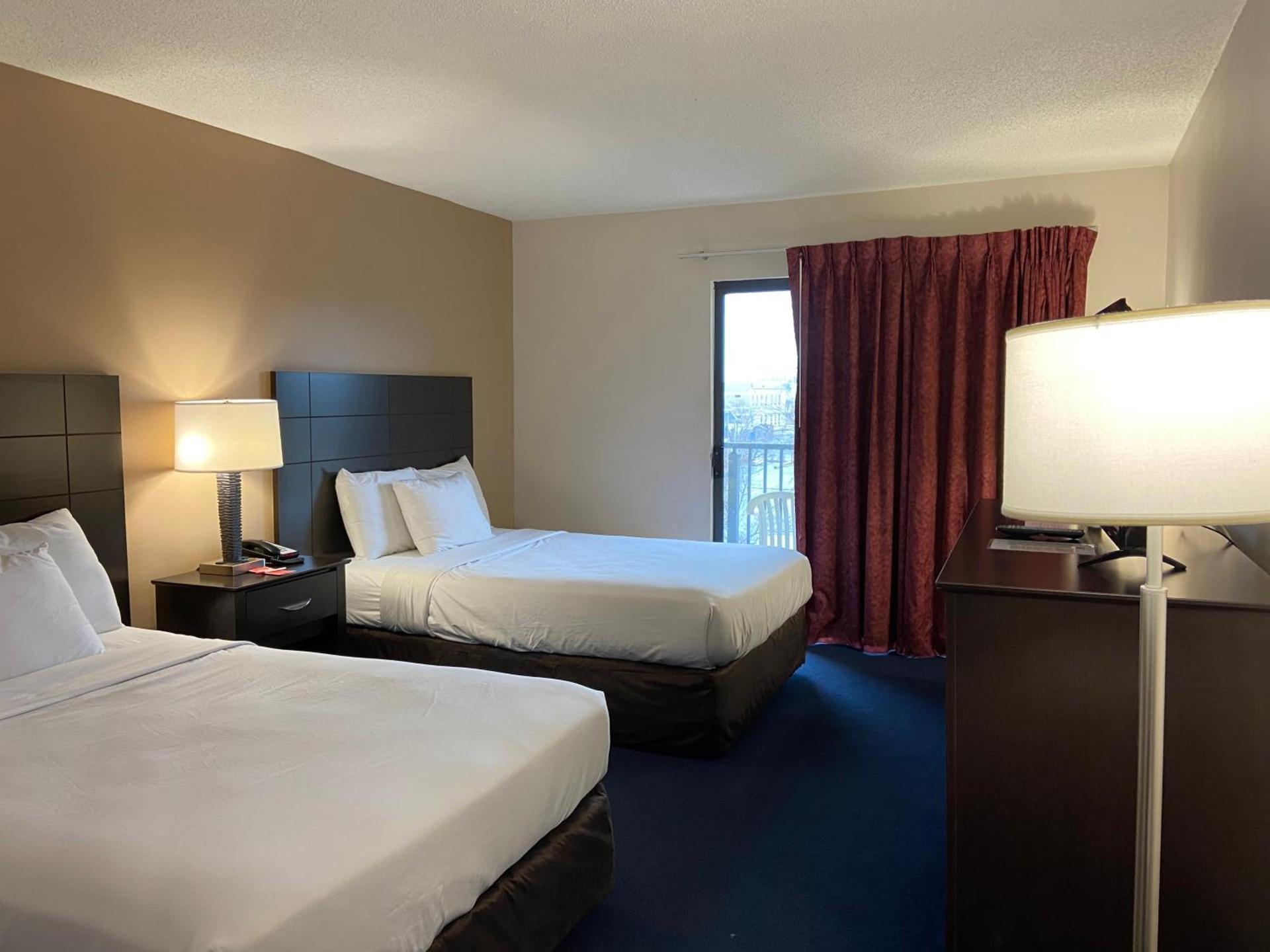 Econo Lodge Inn & Suites Rehoboth Beach photo 41