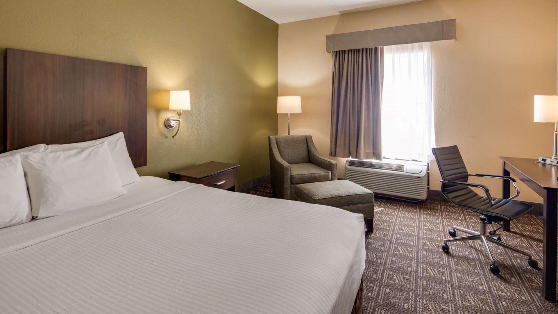 Best Western Rayne Inn photo 7