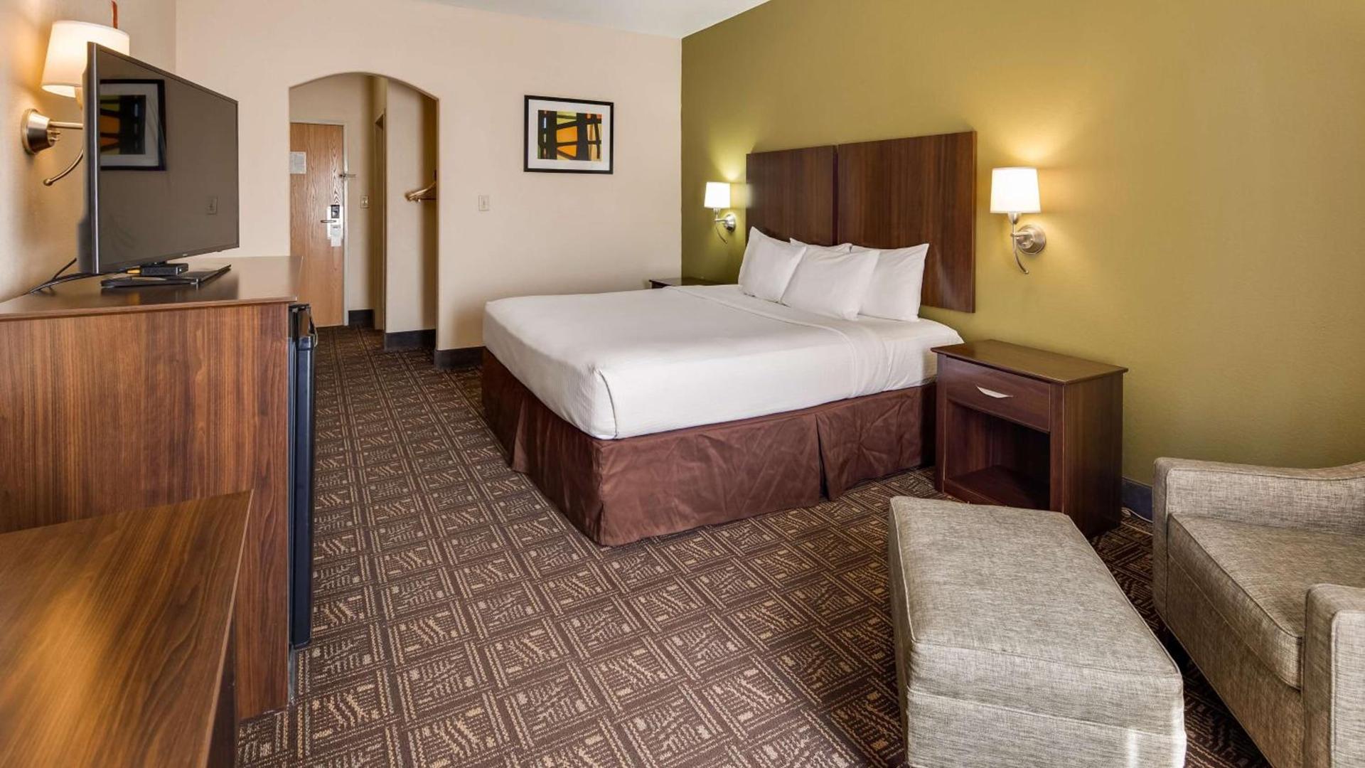 Best Western Rayne Inn photo 6