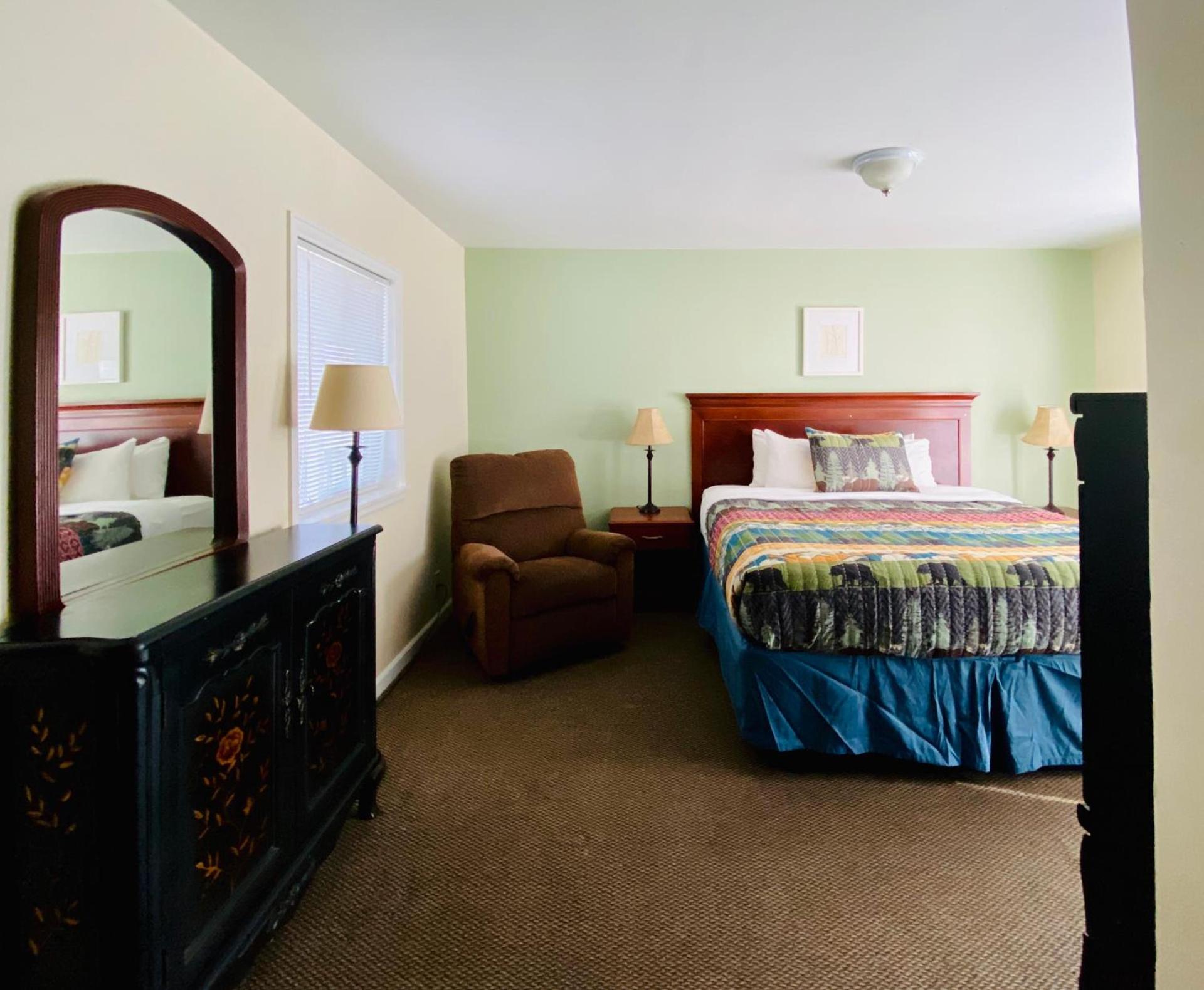 Salida Inn & Monarch Suites photo 9