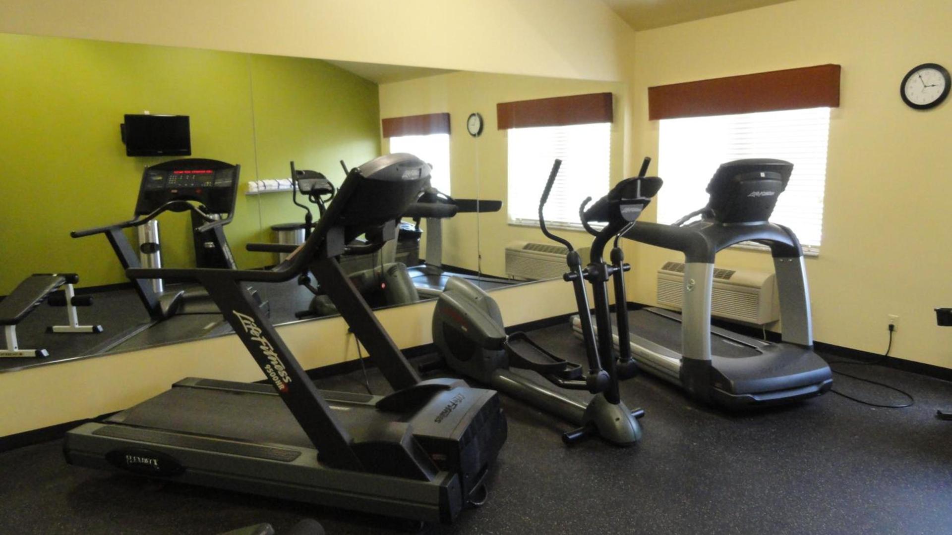 Country Inn & Suites by Radisson, Kalamazoo, MI photo 72