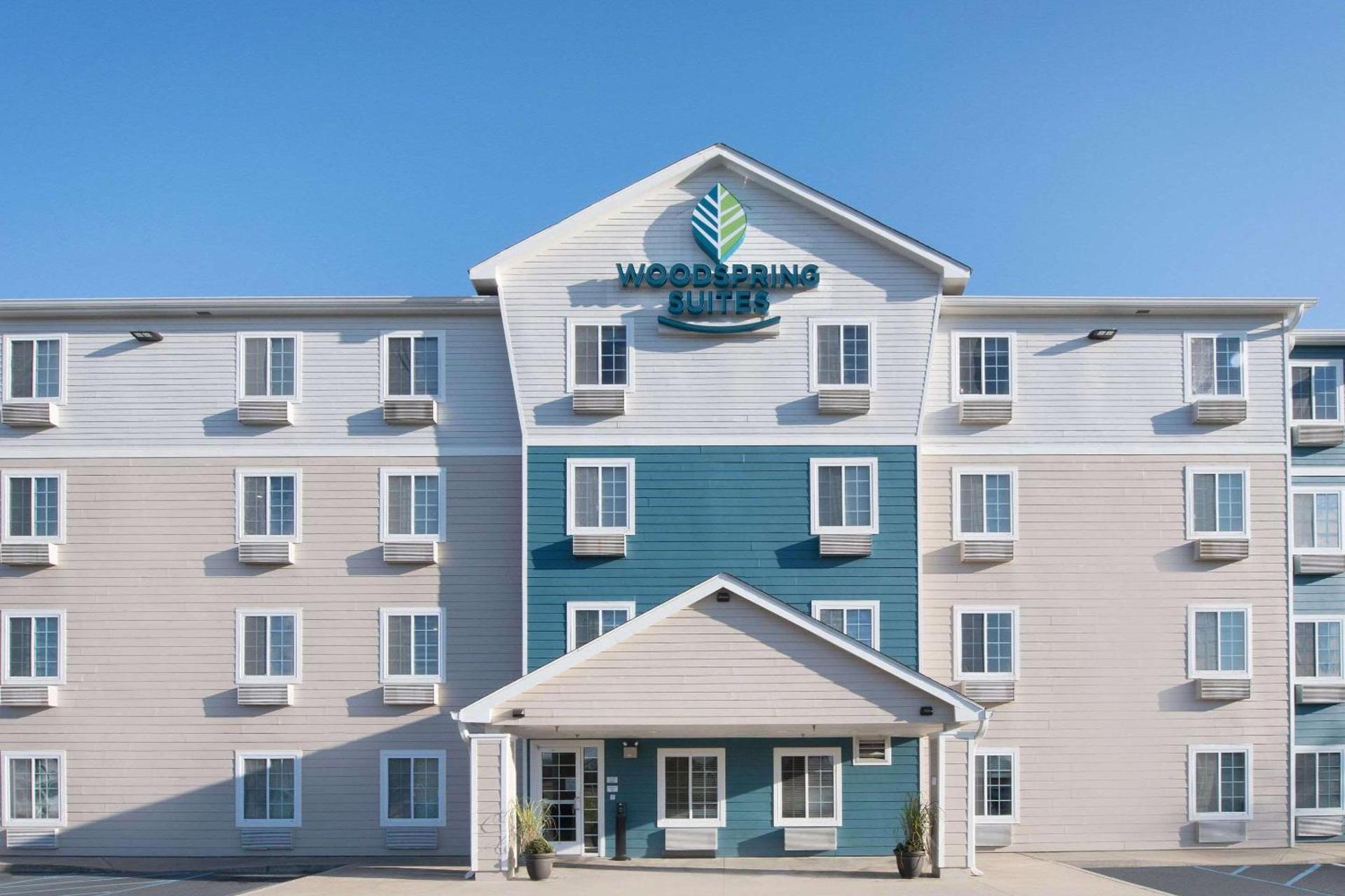 WoodSpring Suites Columbus near Fort Benning photo 1