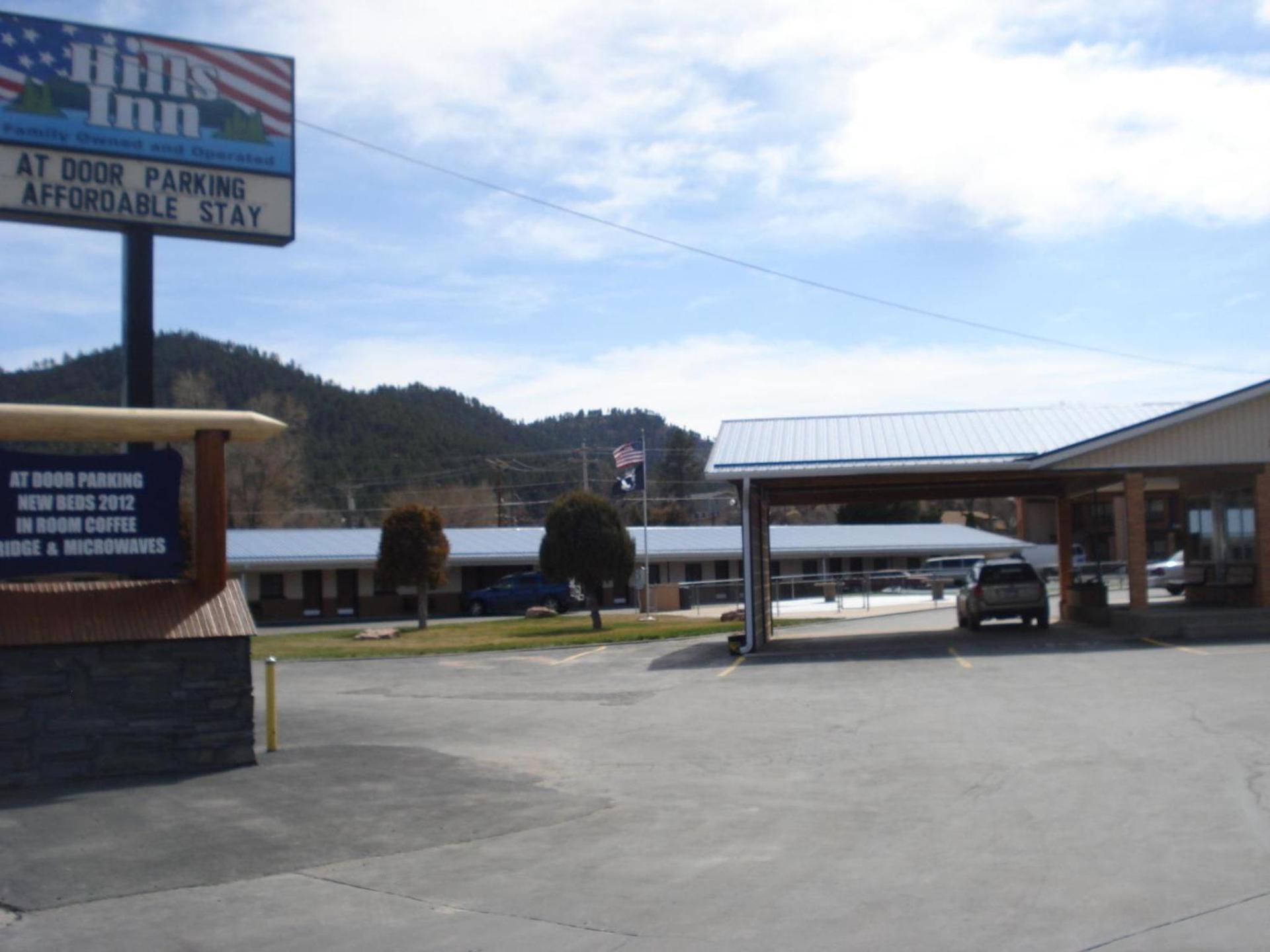 Hills Inn photo 22