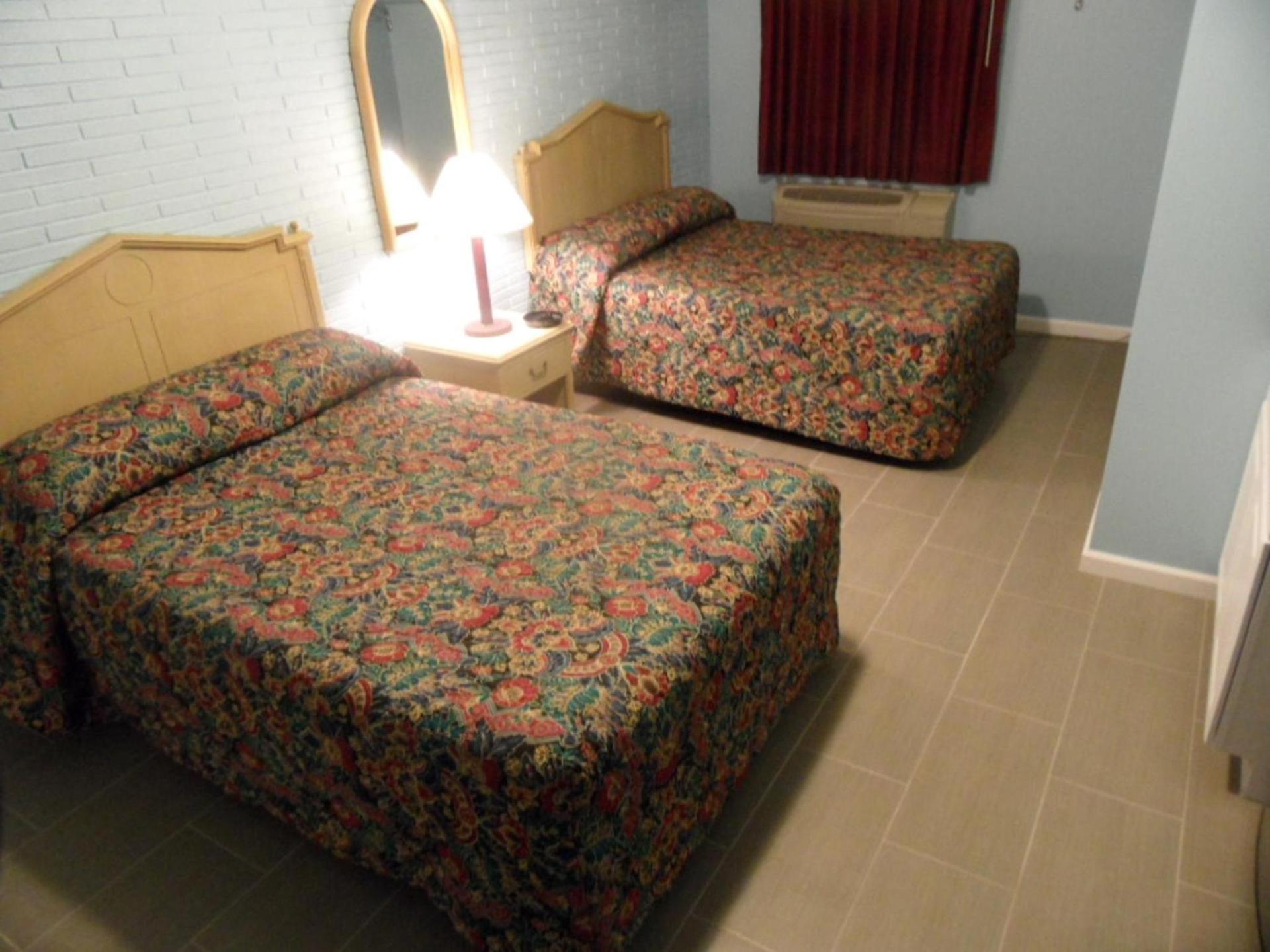 Franklin Terrace Motel photo 16