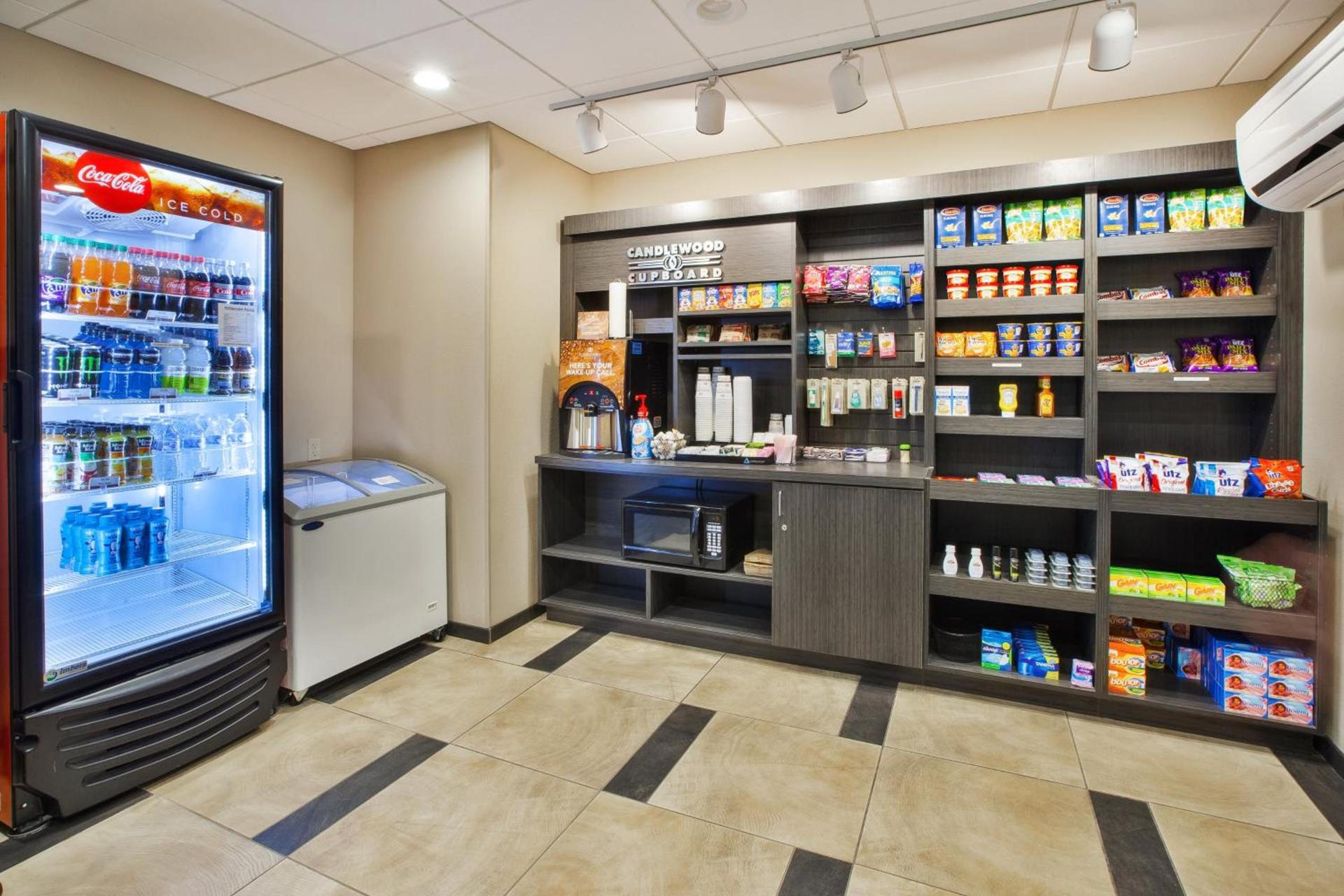 Candlewood Suites MORGANTOWN-UNIV WEST VIRGINIA by IHG photo 34