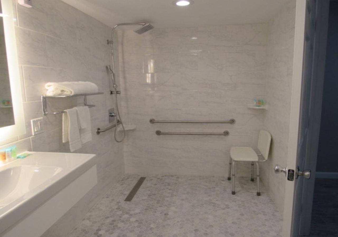 Capri Suites Anaheim photo 6