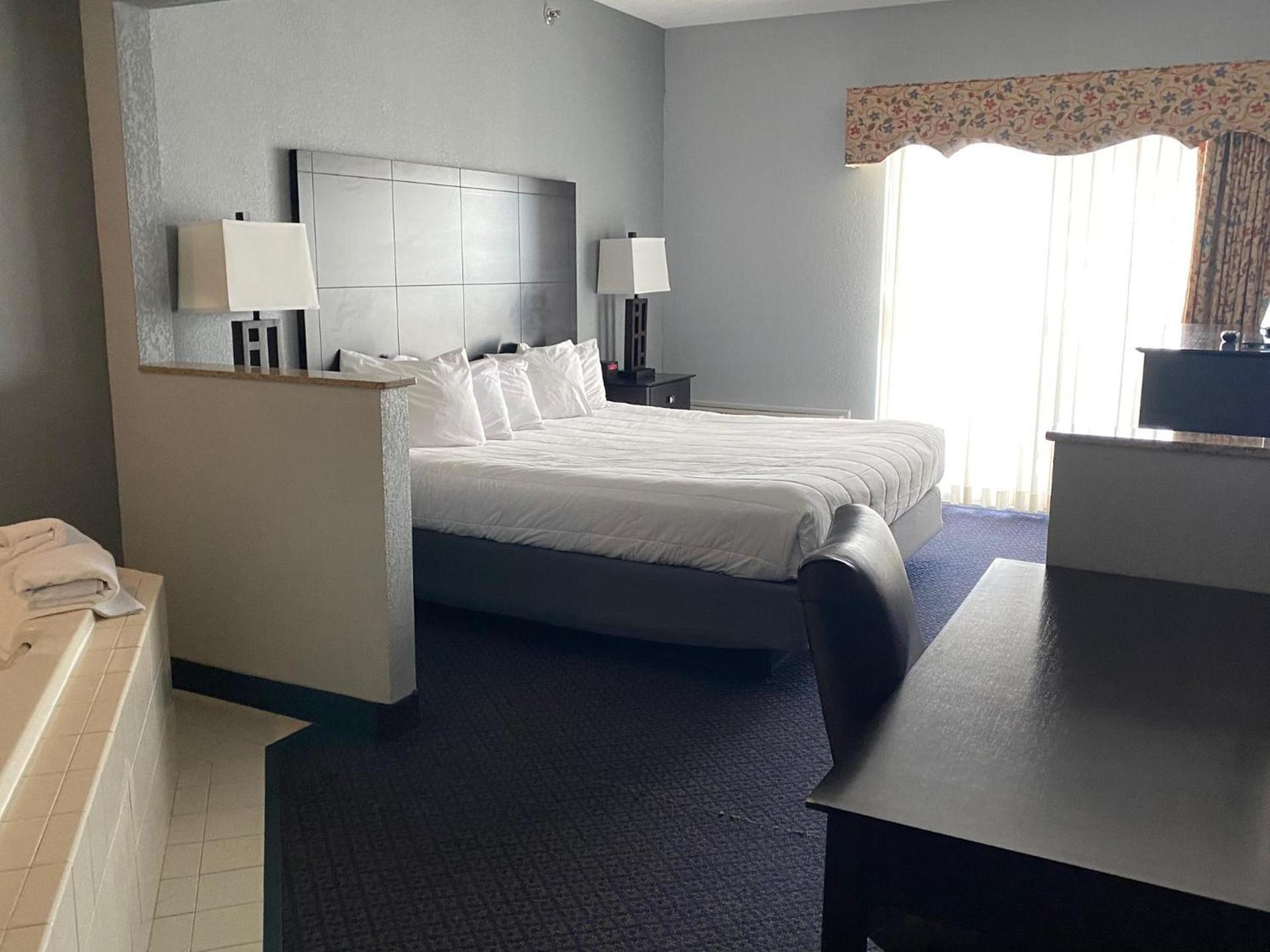 Lakeside Resort & Conference Center photo 64