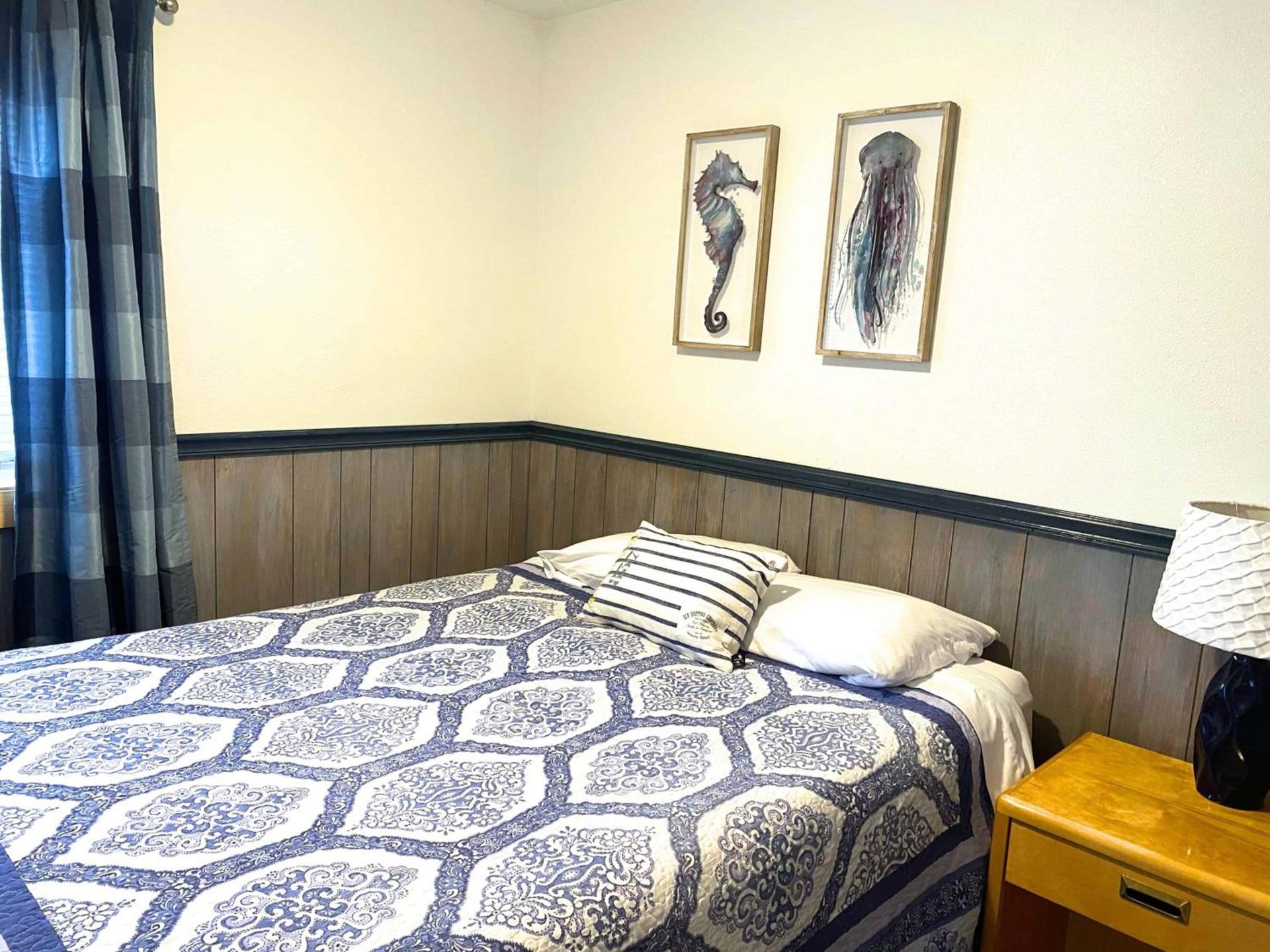 The Tides Inn photo 24