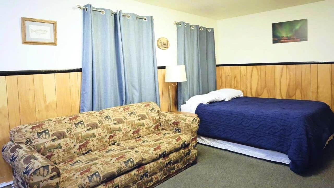 The Tides Inn photo 27