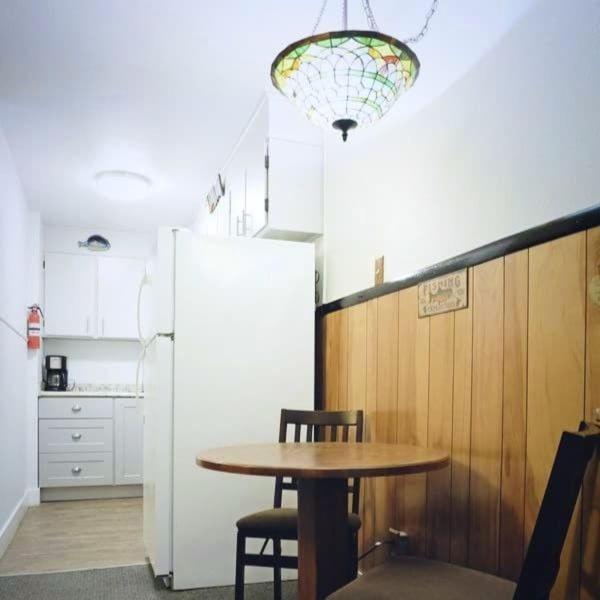 The Tides Inn photo 29