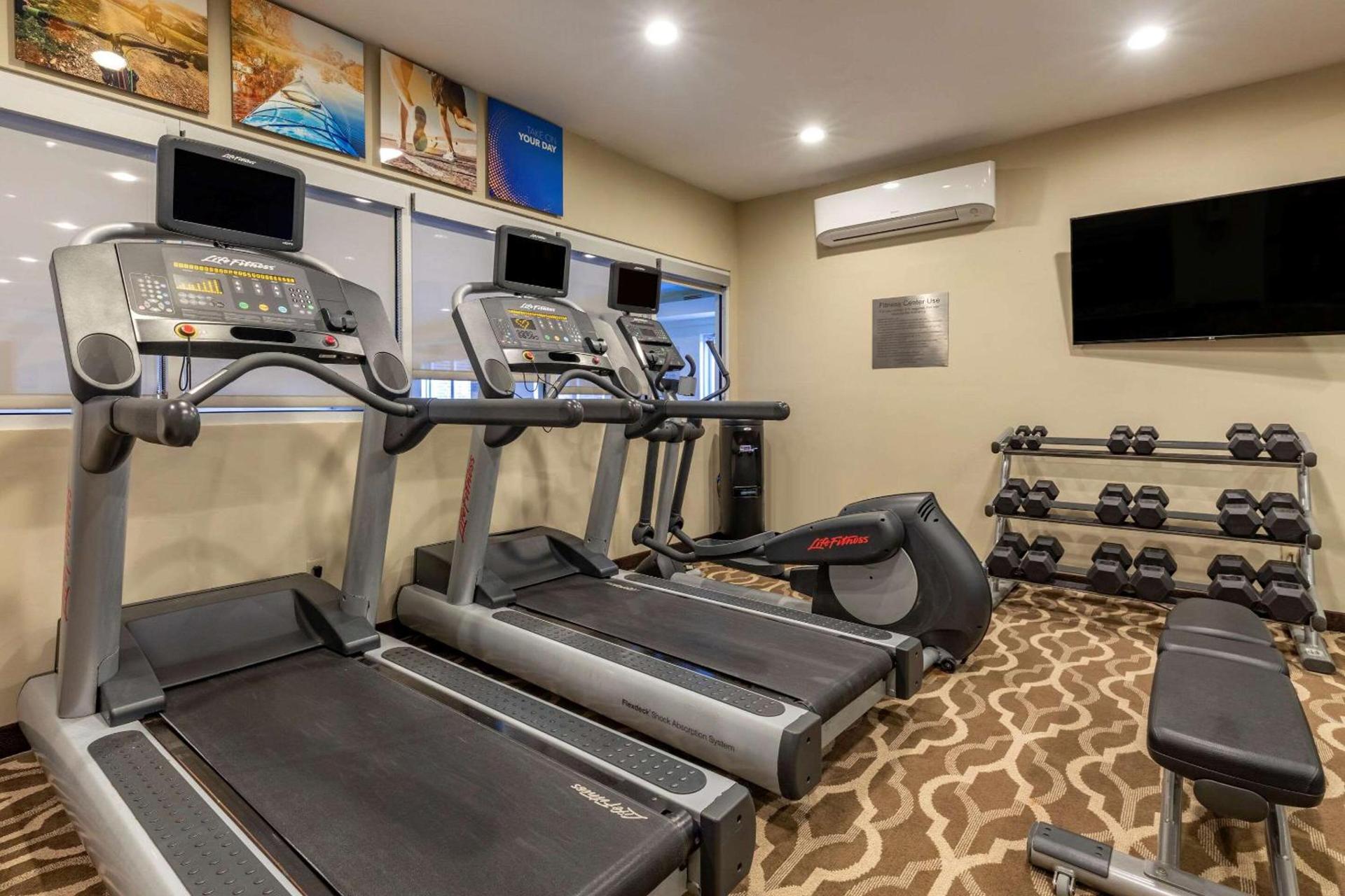Comfort Inn & Suites North Dallas-Addison photo 25