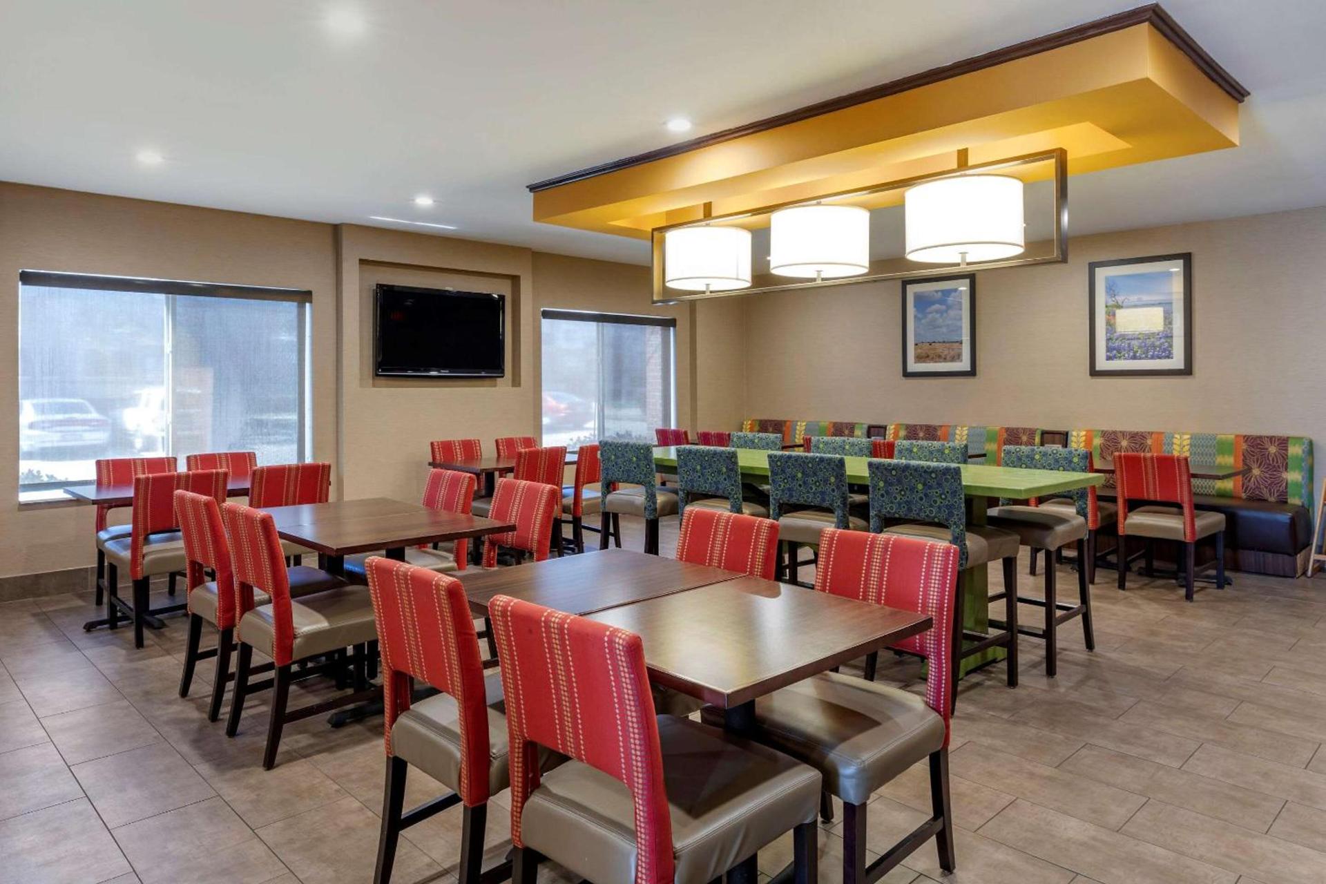 Comfort Inn & Suites North Dallas-Addison photo 27