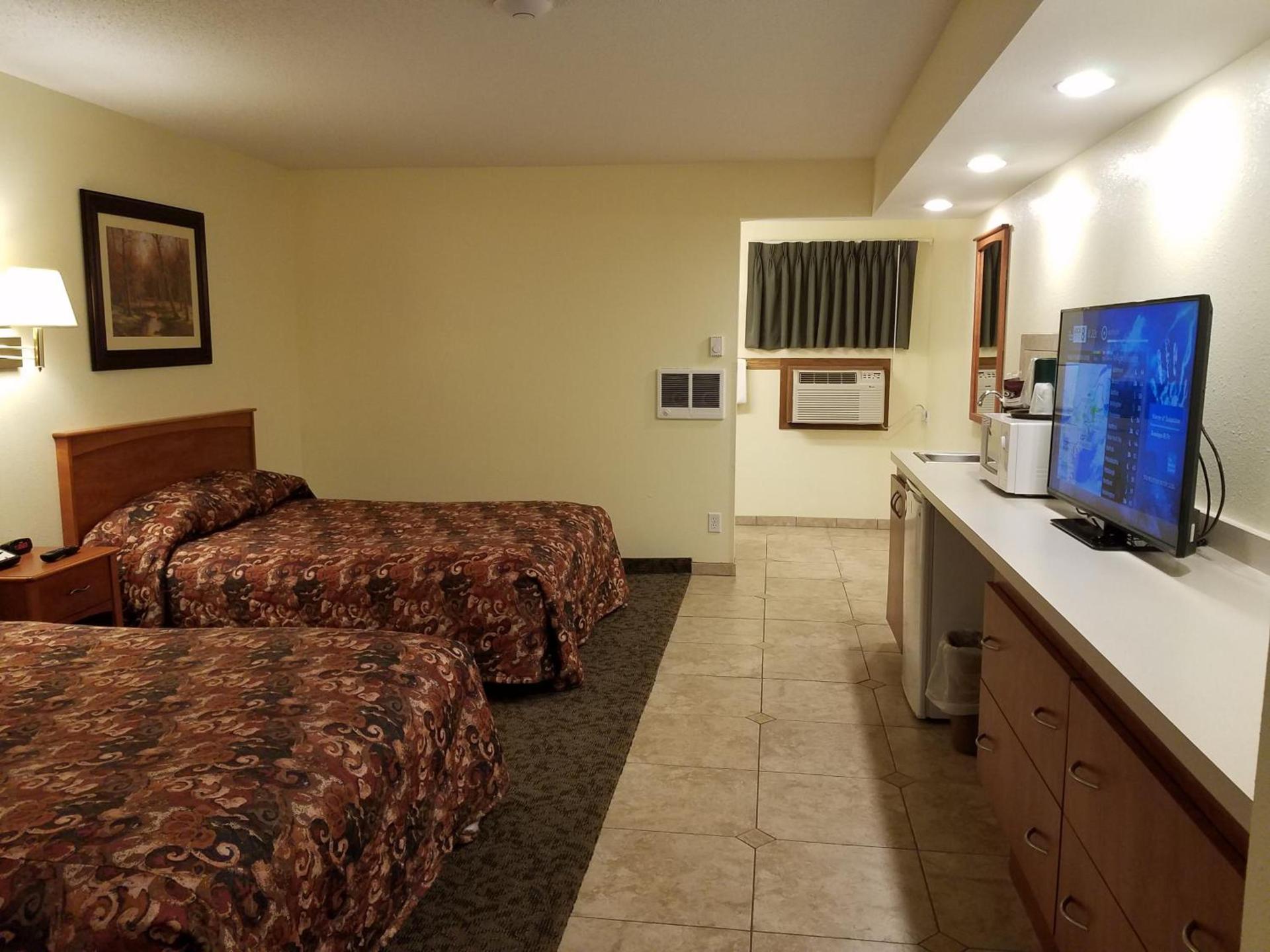 Black Hawk Motel & Suites photo 62
