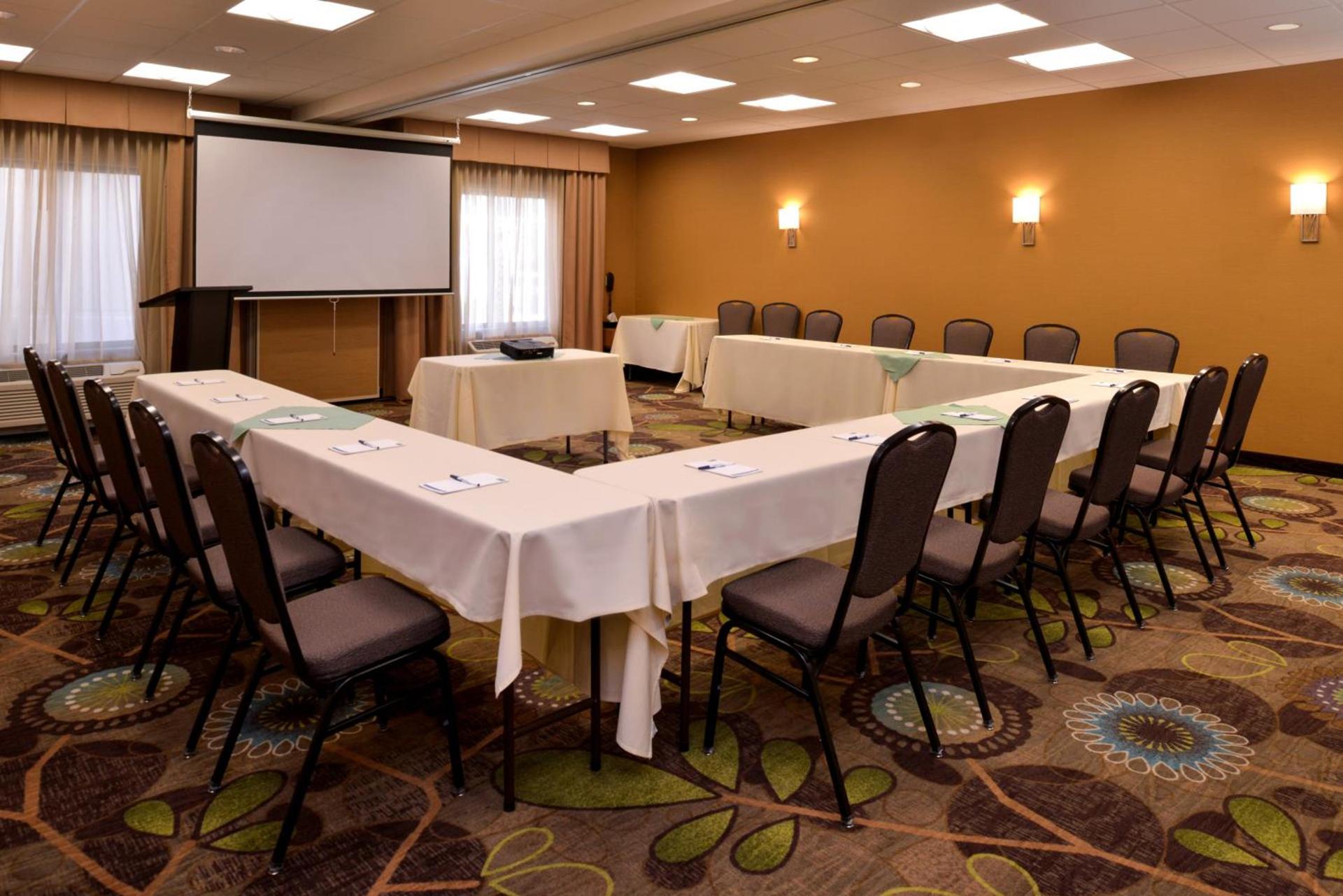 Holiday Inn Express Pocatello by IHG !UNDER RENOVATION! photo 8