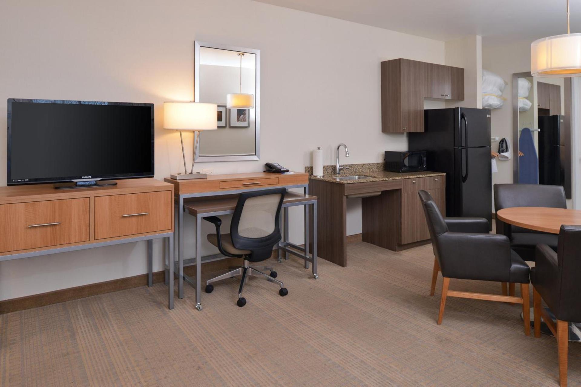 Holiday Inn Express Pocatello by IHG !UNDER RENOVATION! photo 87