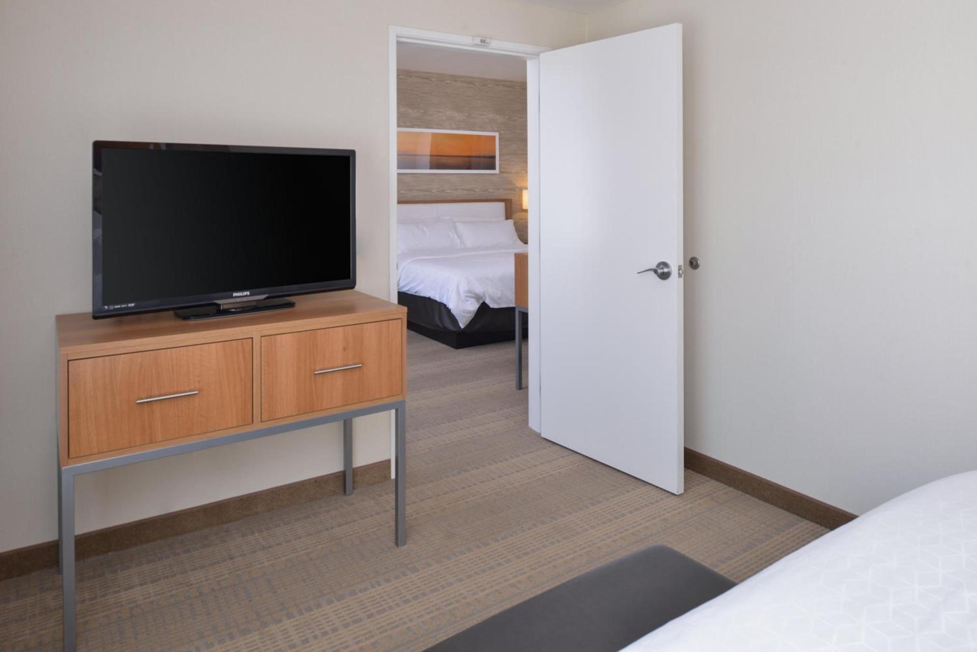 Holiday Inn Express Pocatello by IHG !UNDER RENOVATION! photo 31
