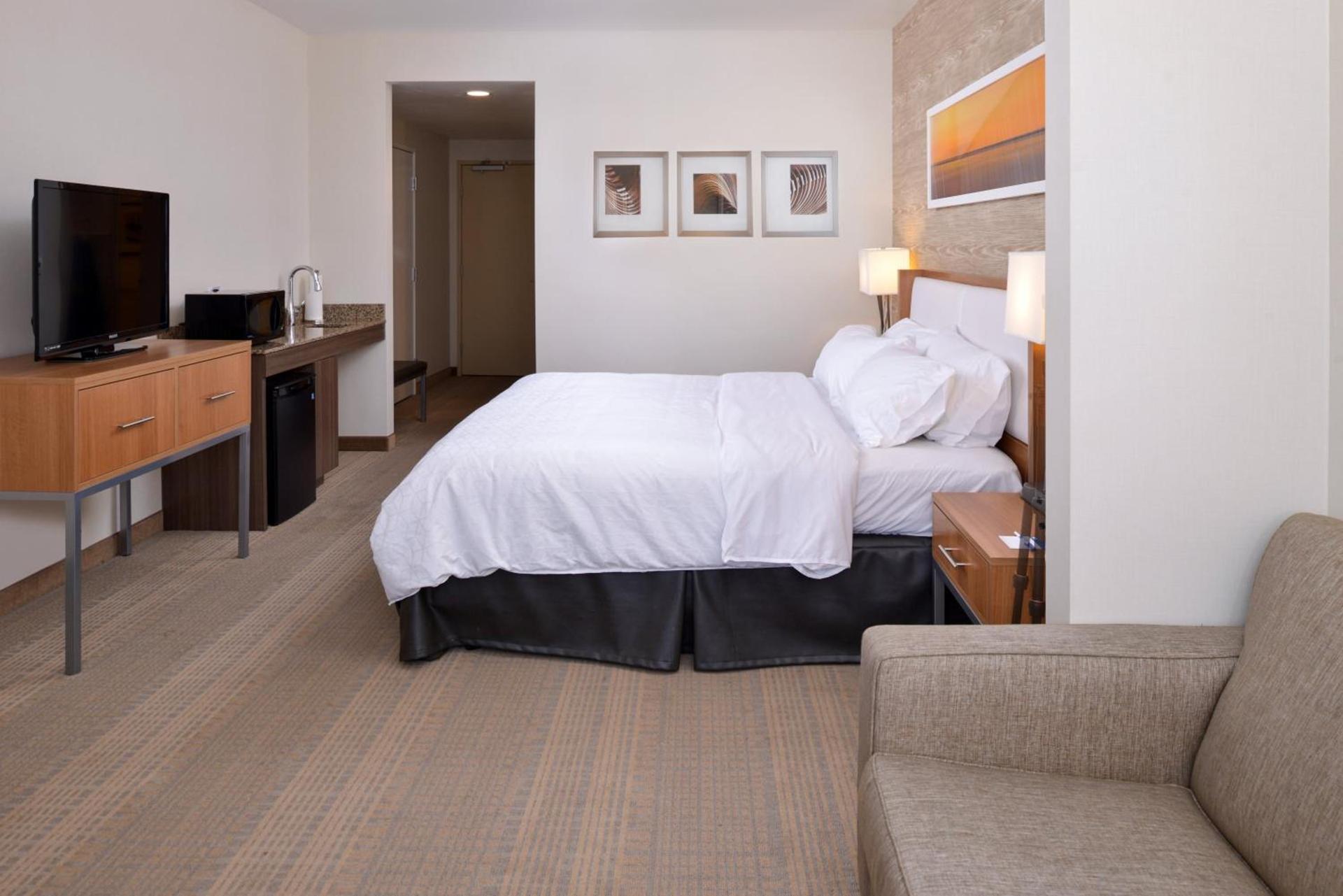 Holiday Inn Express Pocatello by IHG !UNDER RENOVATION! photo 33