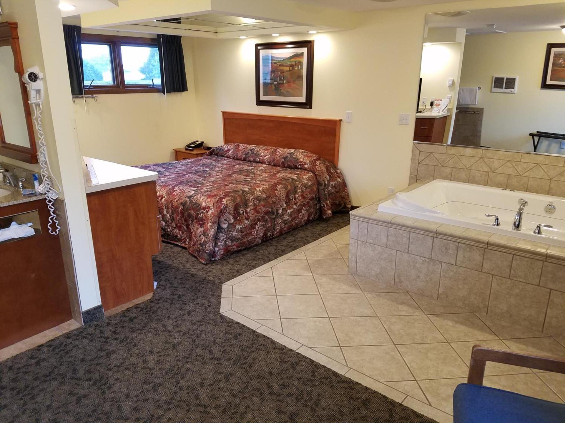 Black Hawk Motel & Suites photo 87