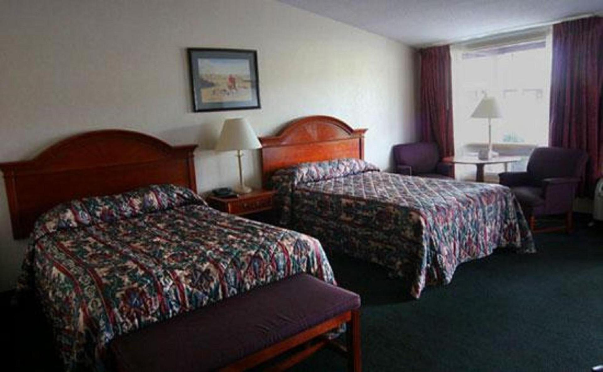 Landmark Motor Inn photo 76