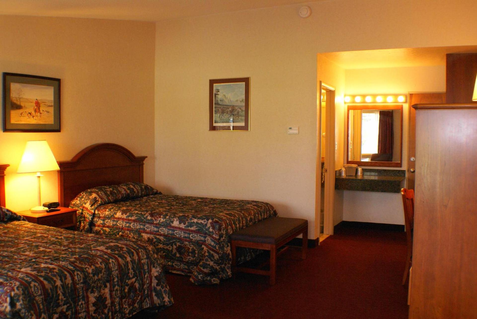 Landmark Motor Inn photo 78