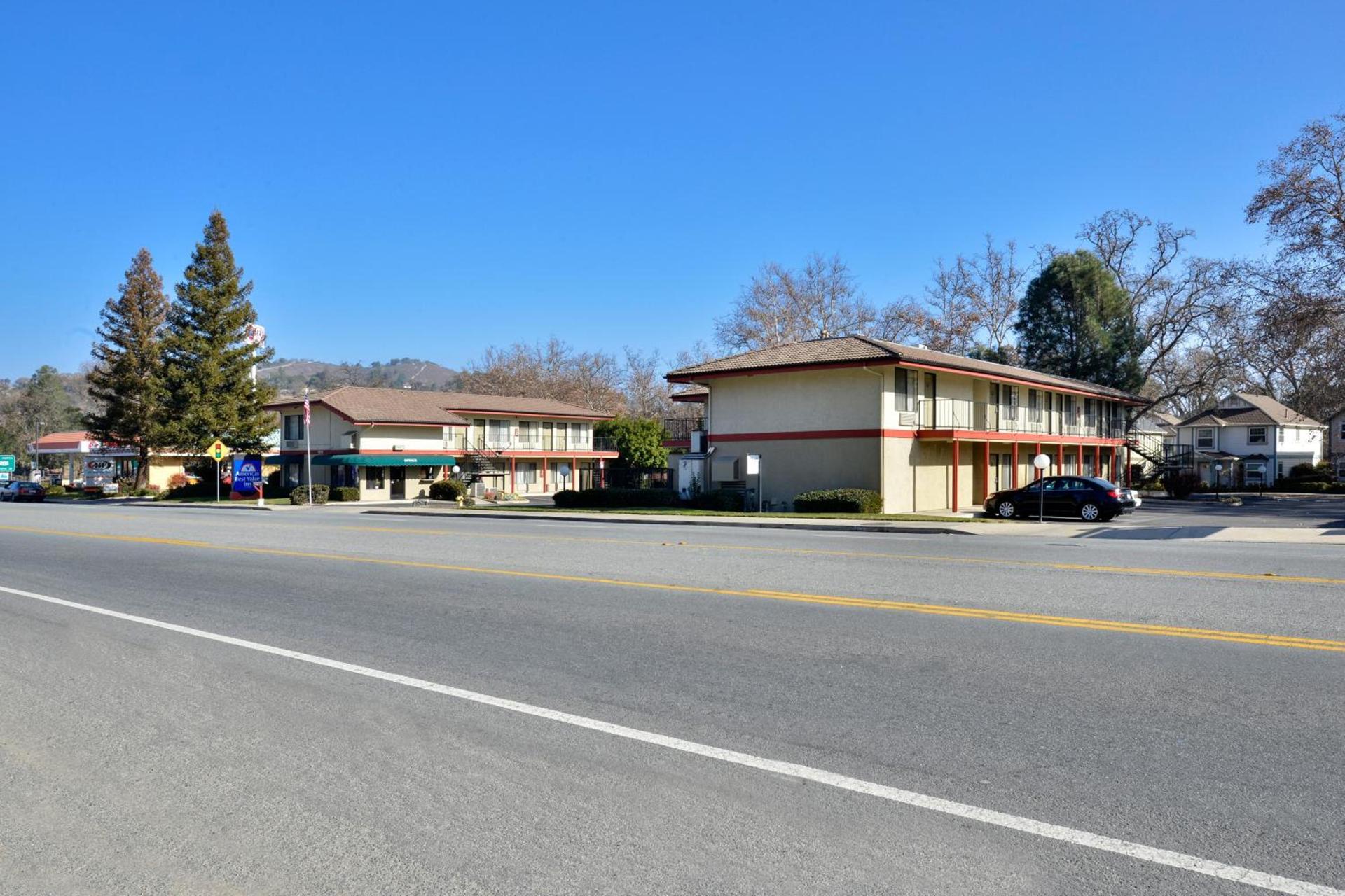 Atascadero Inn photo 2