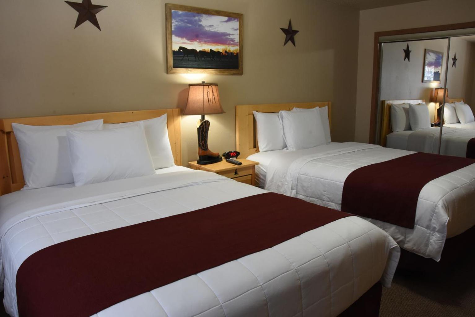 Woodside Dells Hotel & Suites photo 46