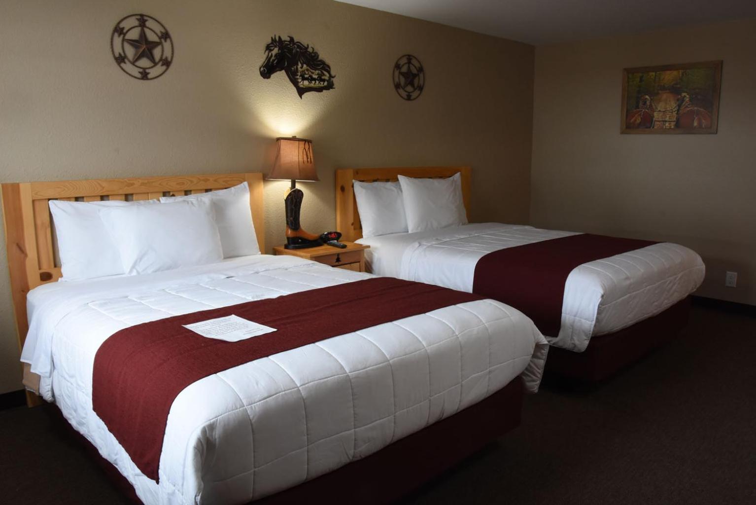 Woodside Dells Hotel & Suites photo 41