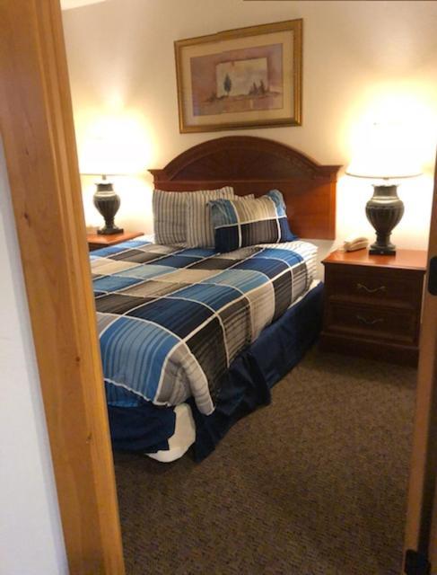 High Country Motel photo 18
