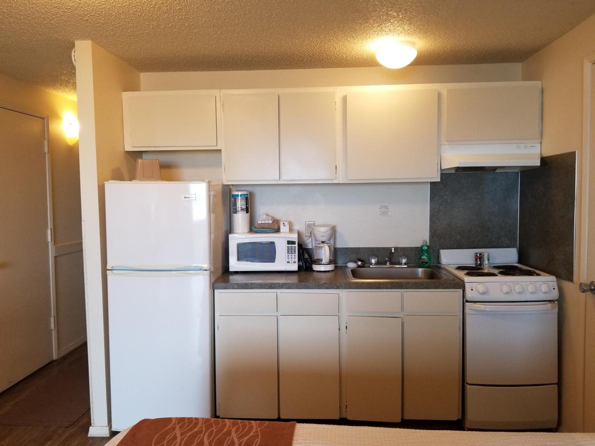 Silver Surf Motel photo 7