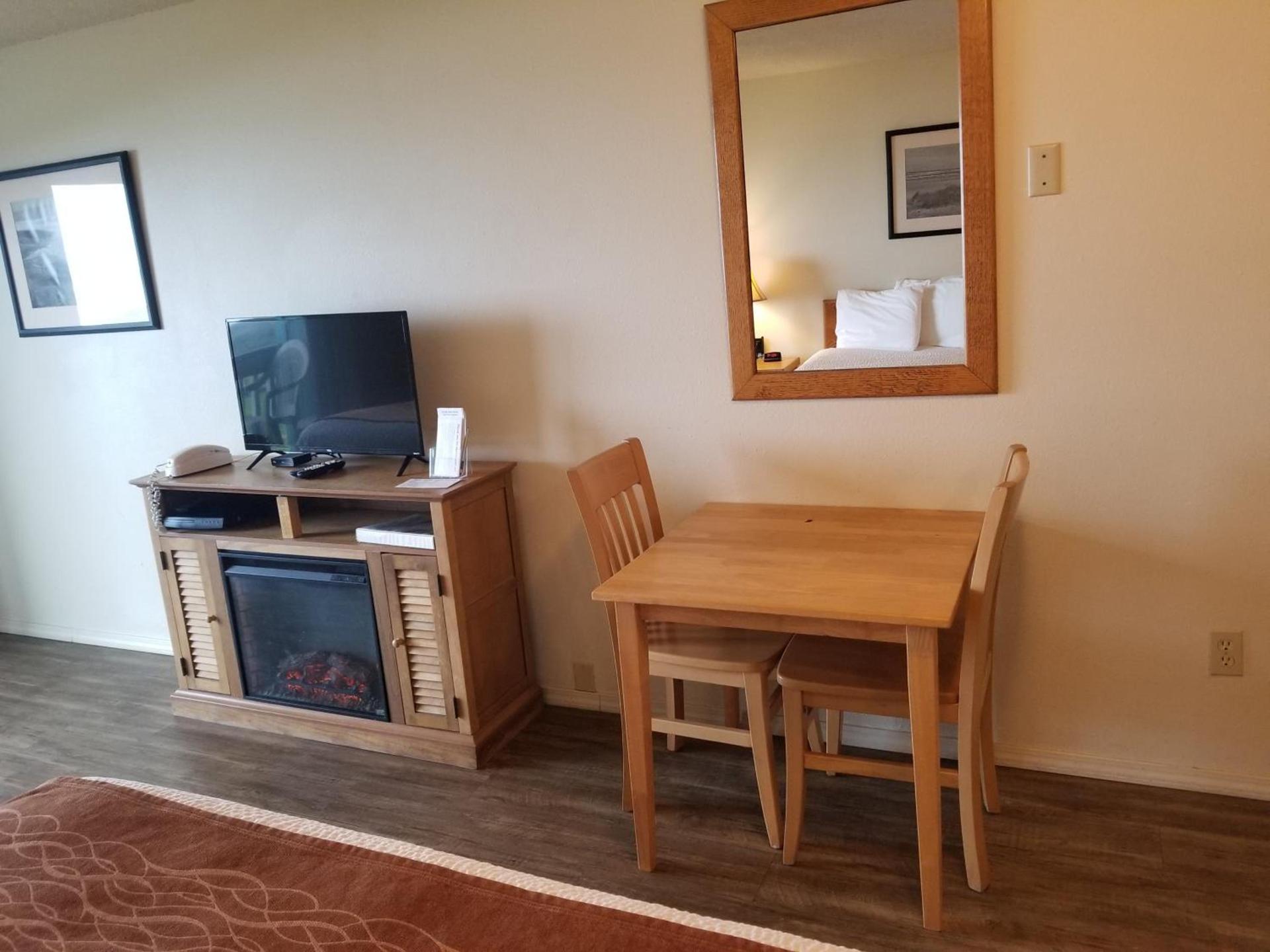 Silver Surf Motel photo 9