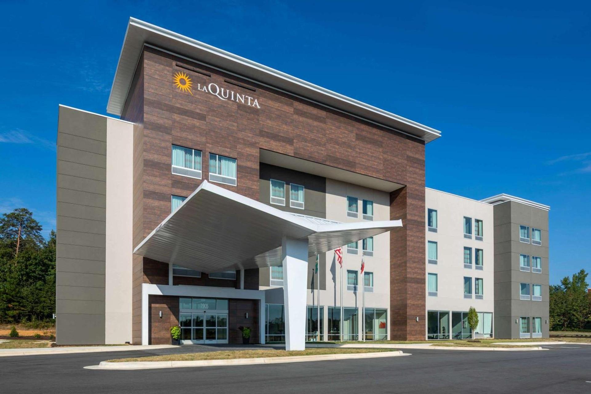 La Quinta by Wyndham Greensboro Airport High Point photo 29