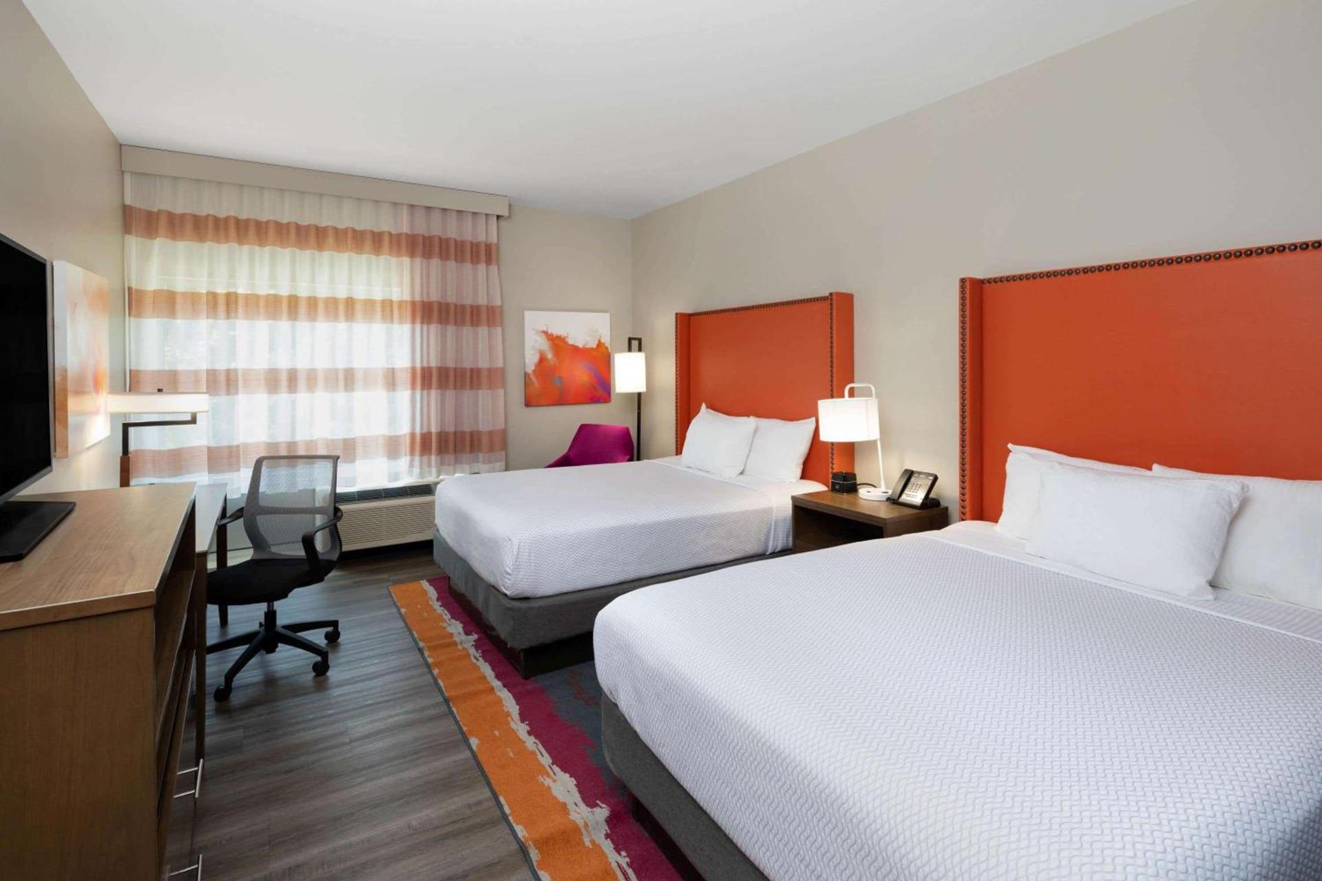 La Quinta by Wyndham Greensboro Airport High Point photo 28