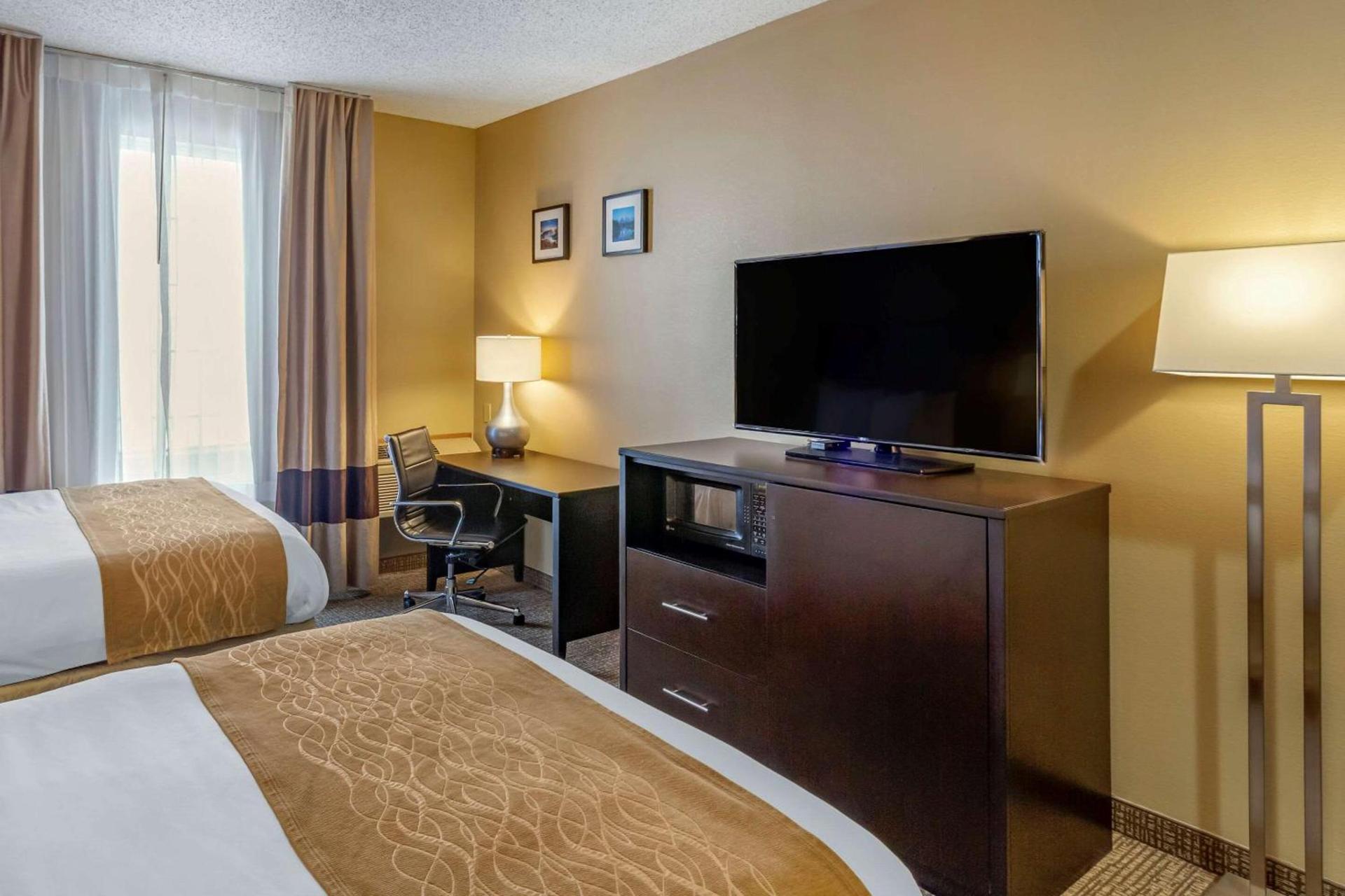 Comfort Inn Evanston I-80 photo 8
