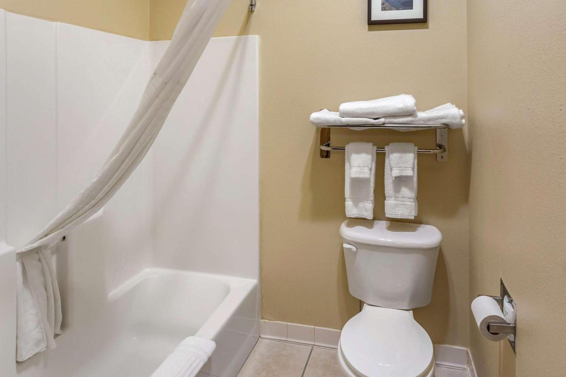 Comfort Inn Evanston I-80 photo 9