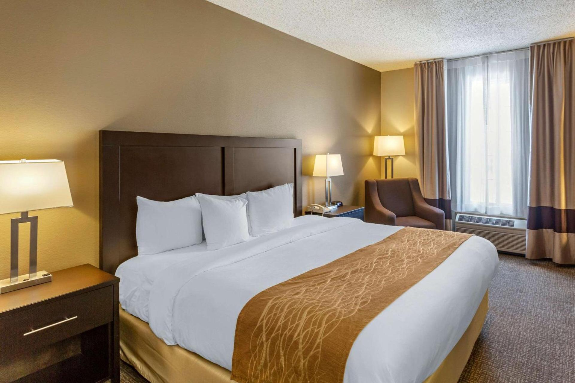 Comfort Inn Evanston I-80 photo 12