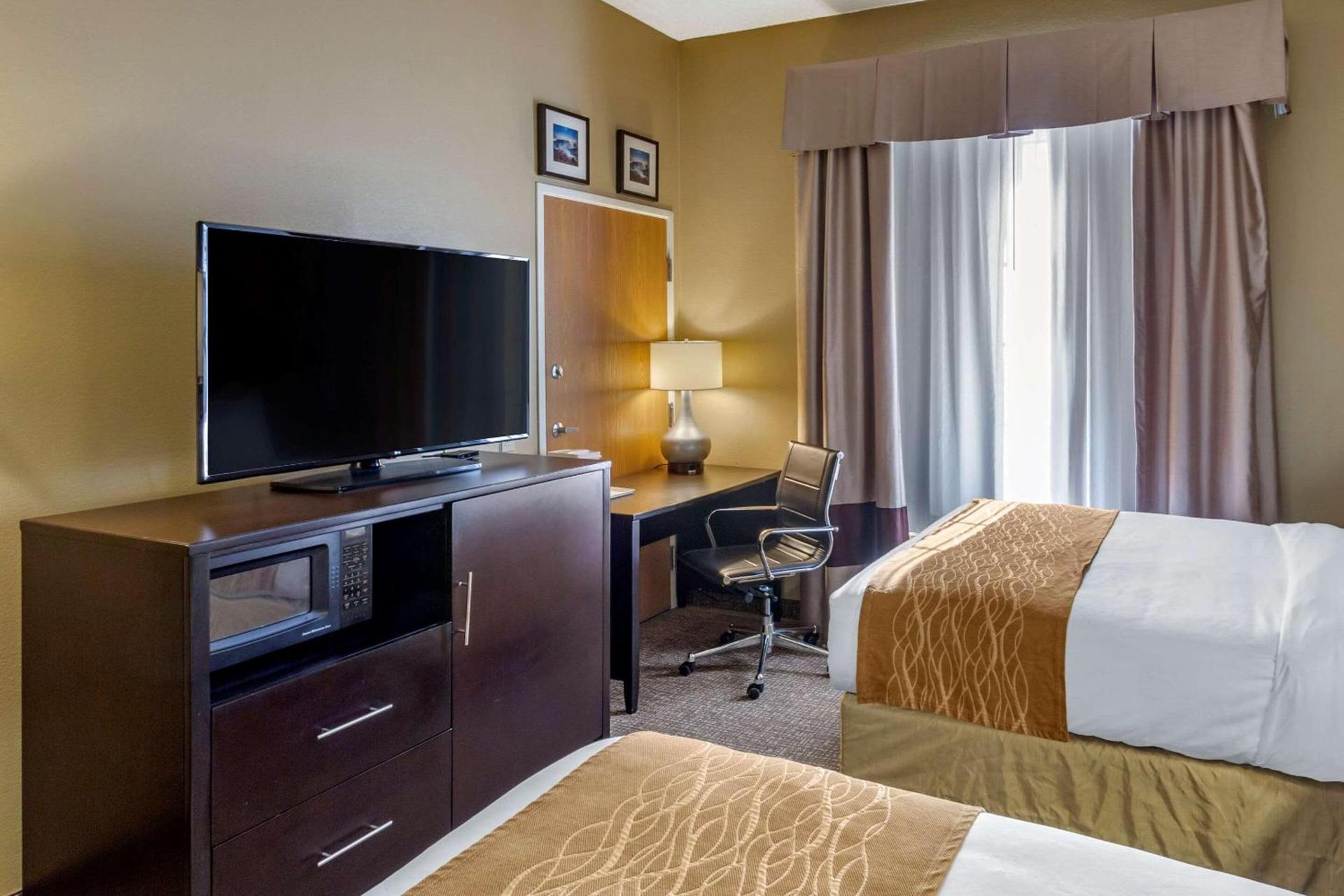 Comfort Inn Evanston I-80 photo 13