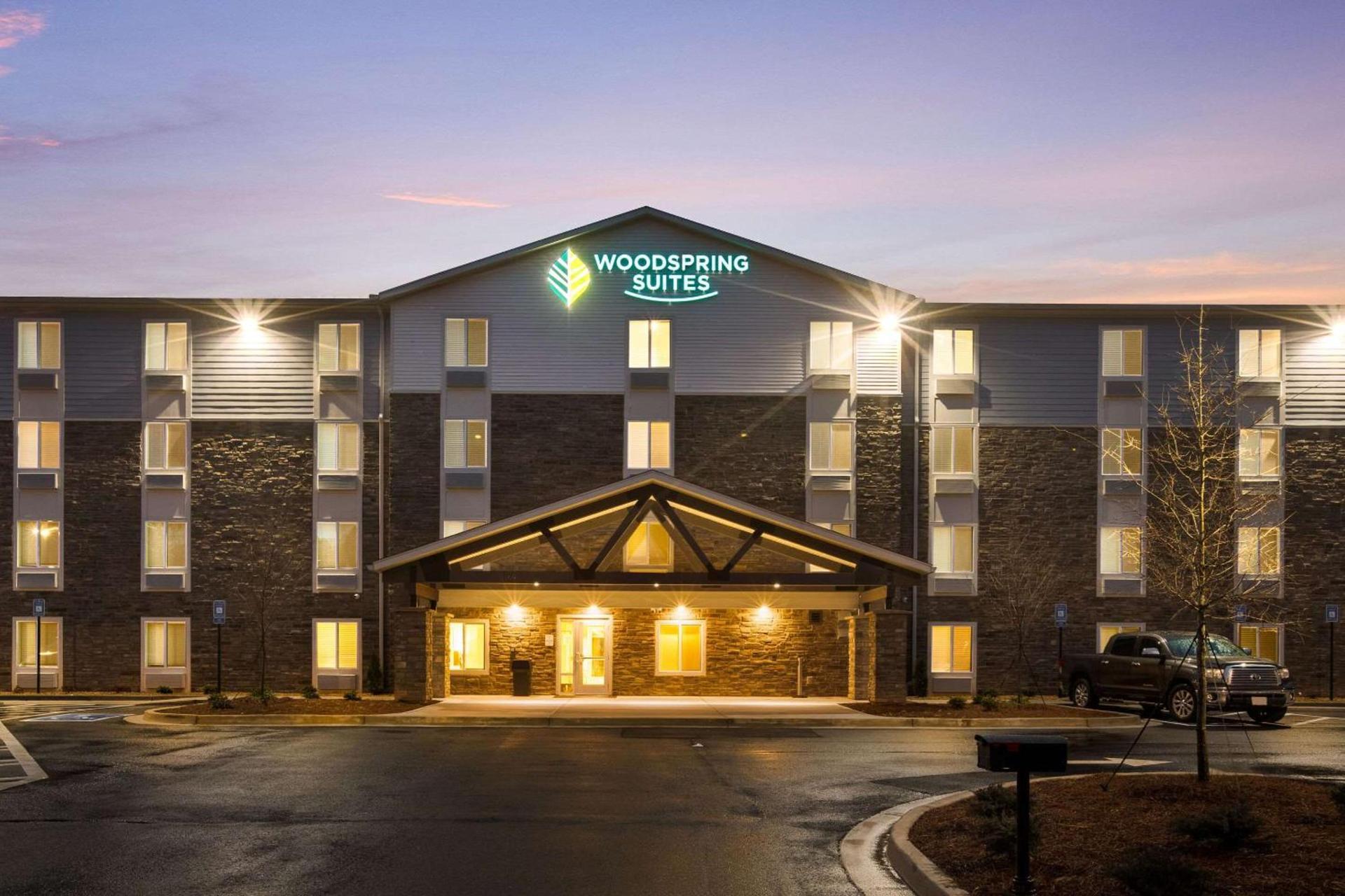 WoodSpring Suites Atlanta Newnan photo 4