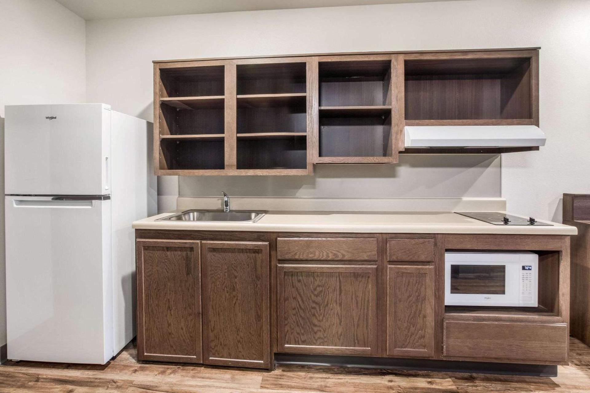WoodSpring Suites Atlanta Newnan photo 22