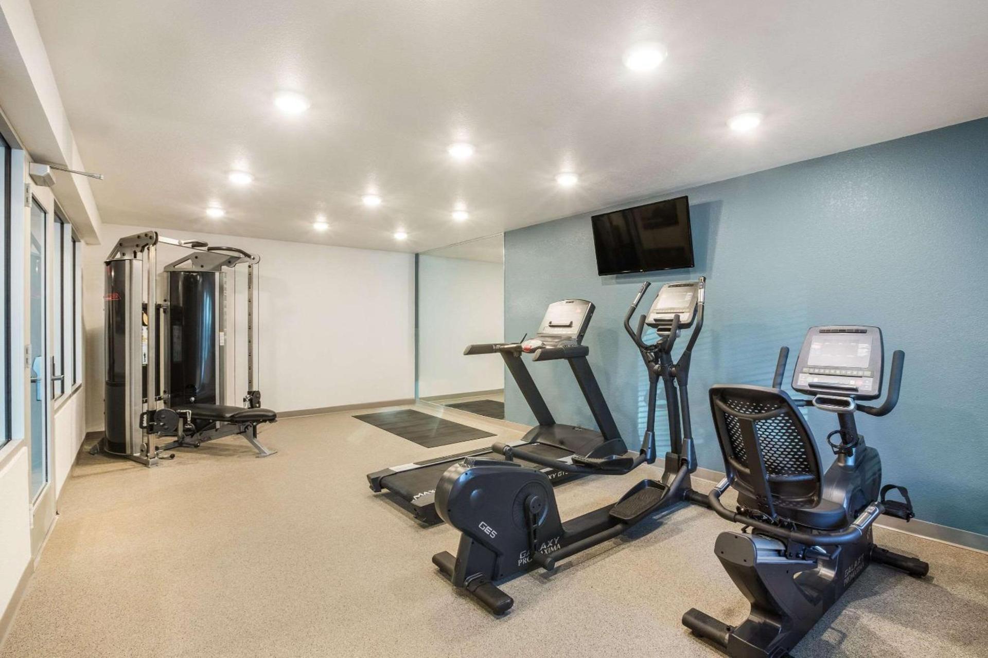 WoodSpring Suites Atlanta Newnan photo 28
