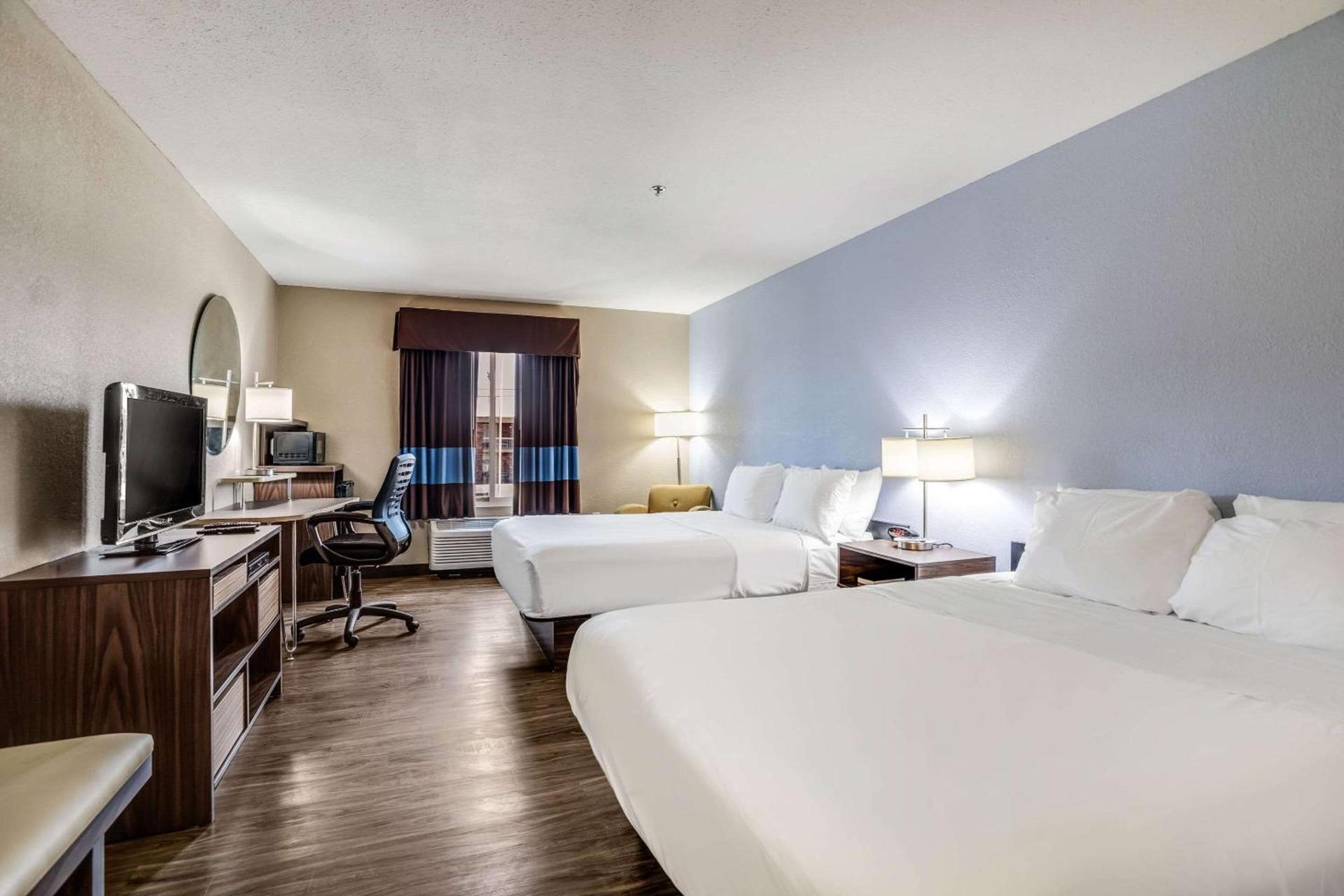 Quality Inn Calvert City - Paducah East photo 16