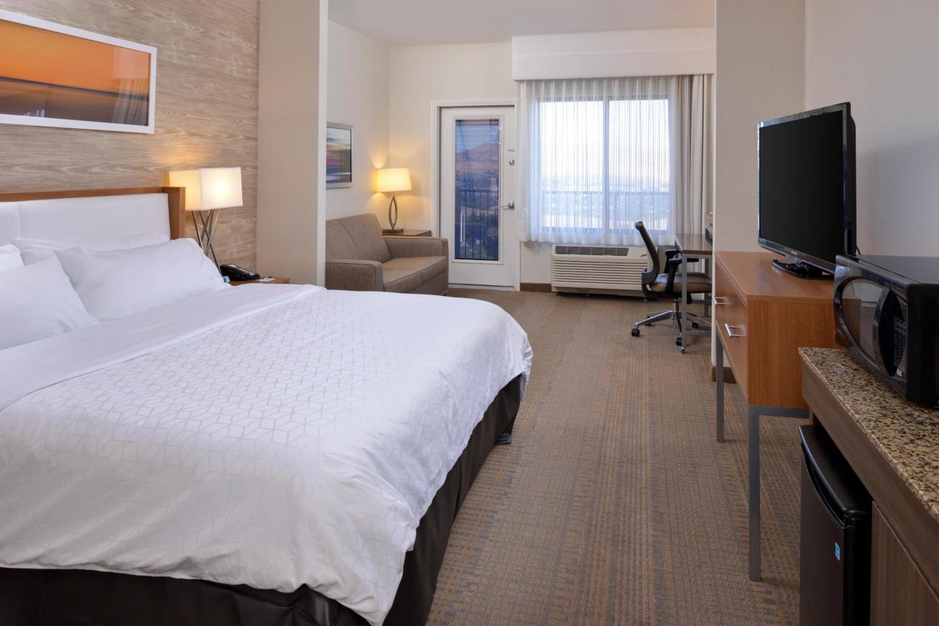Holiday Inn Express Pocatello by IHG !UNDER RENOVATION! photo 50