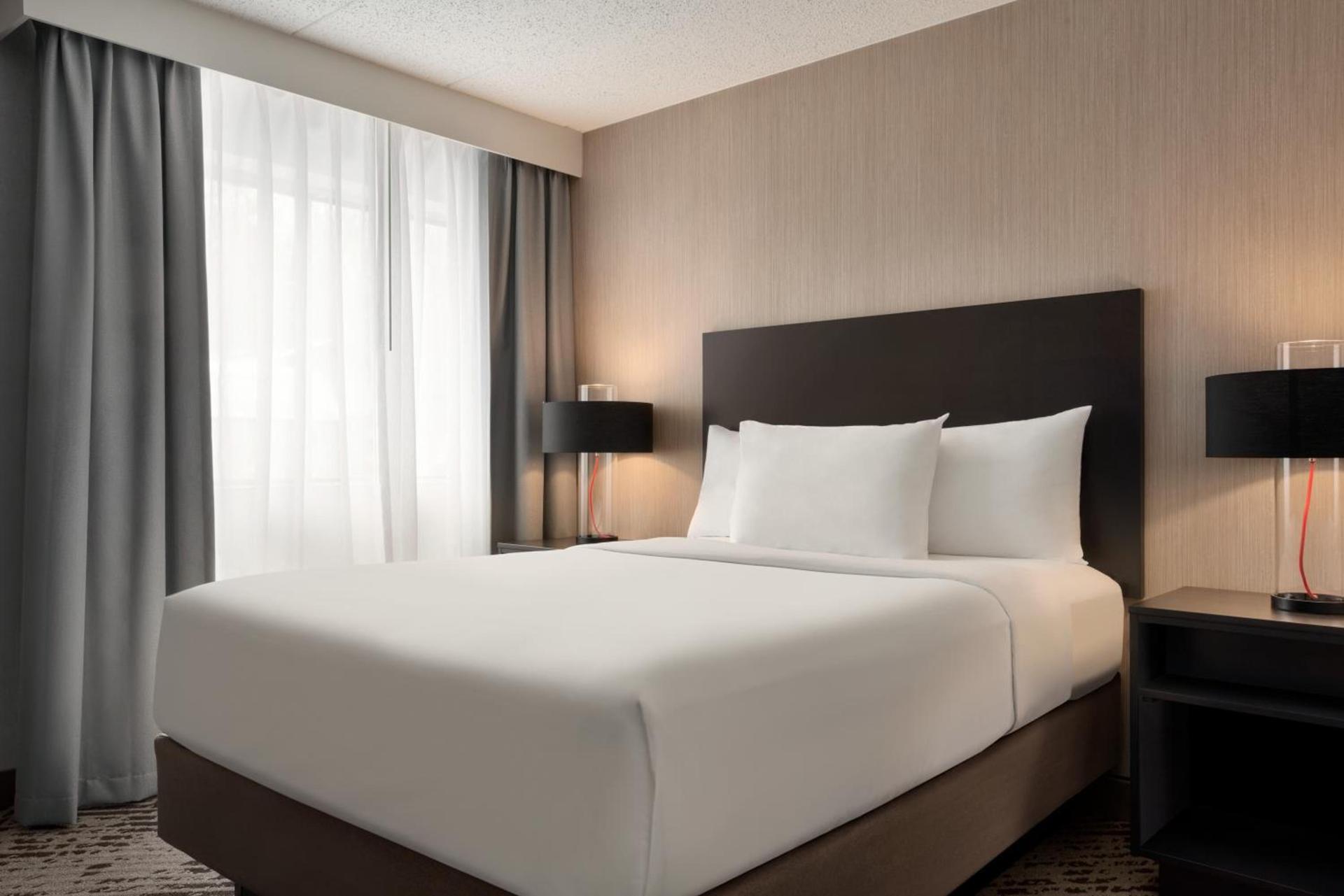 Wingate by Wyndham South Bend - Notre Dame photo 54