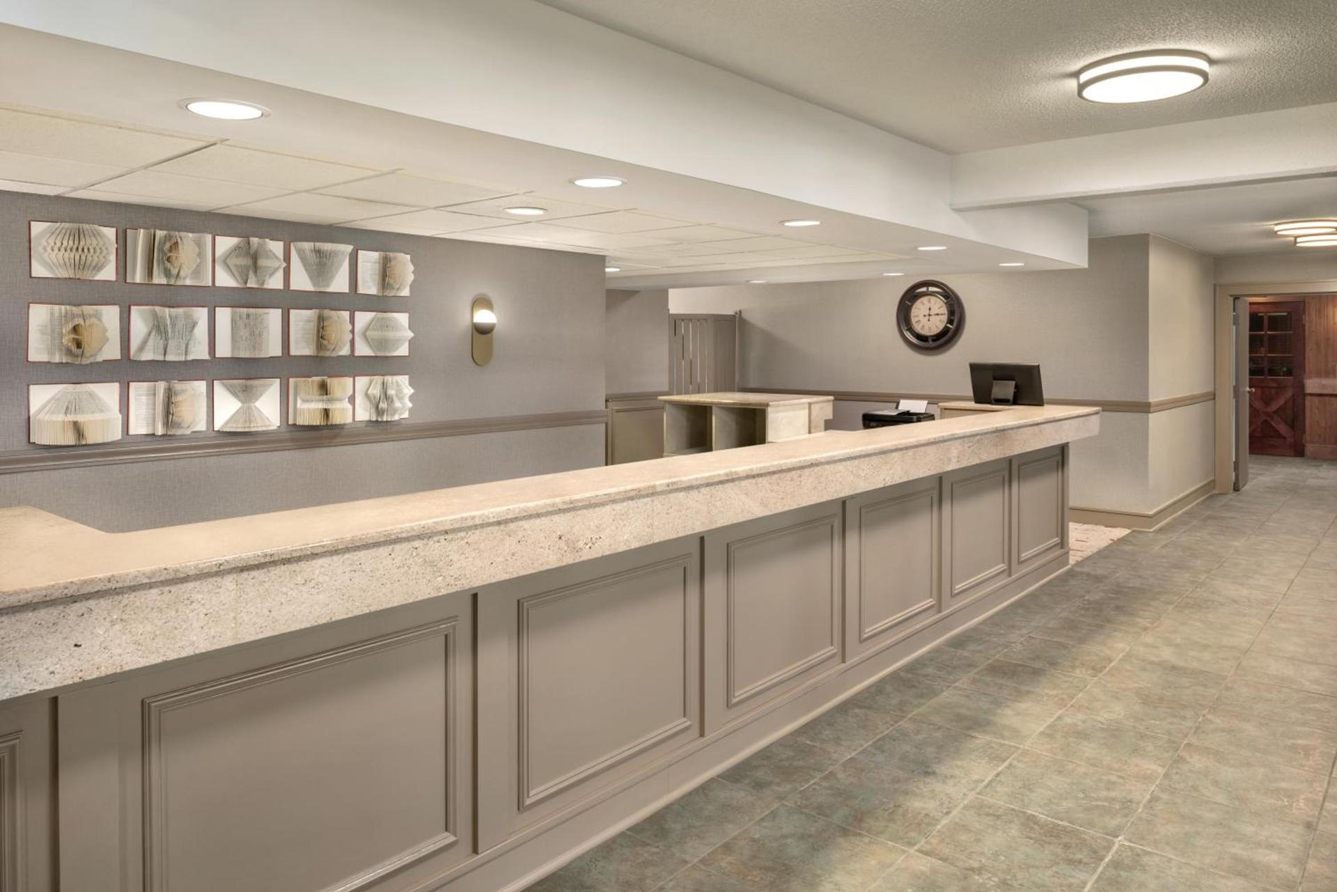 Wingate by Wyndham South Bend - Notre Dame photo 76